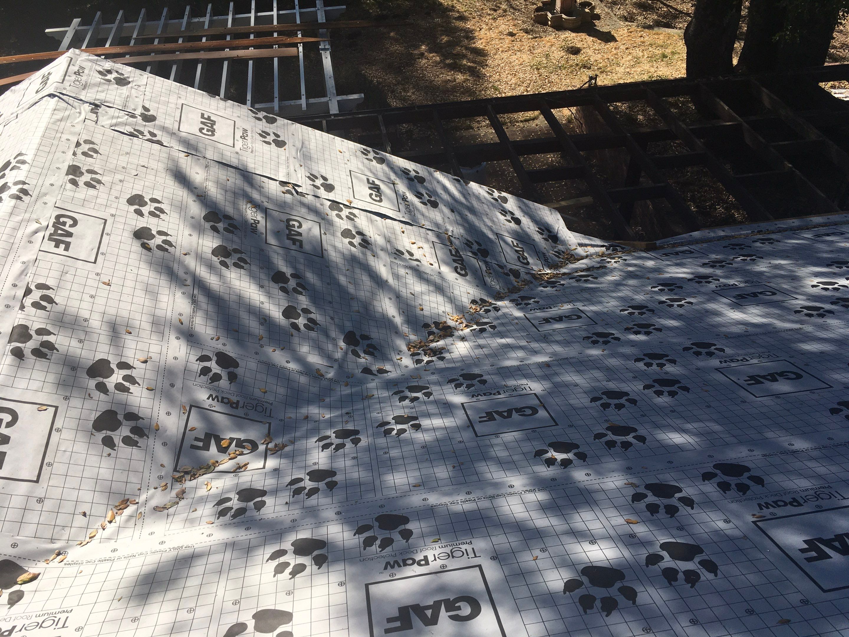 Metal roofing installation using Standing seam metal roofing system by Straight Edge Roofing Inc