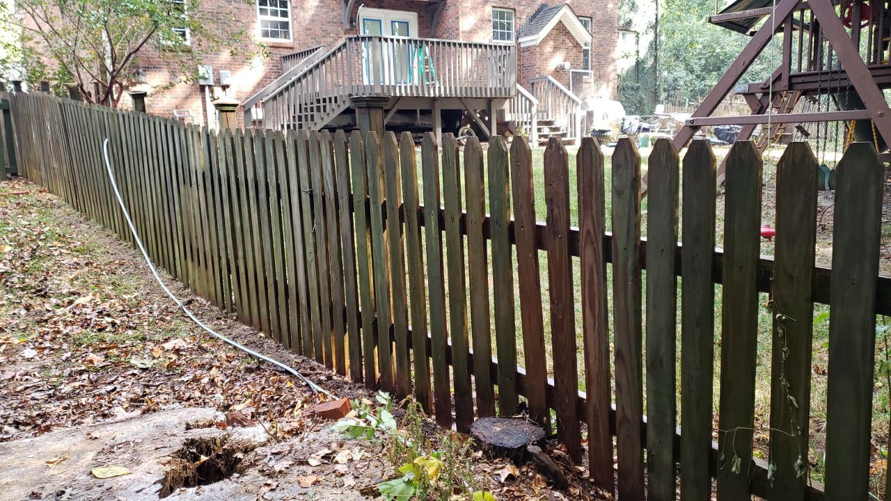 Fence Cleaning in Mathews by G&H Home Tech Pros LLC