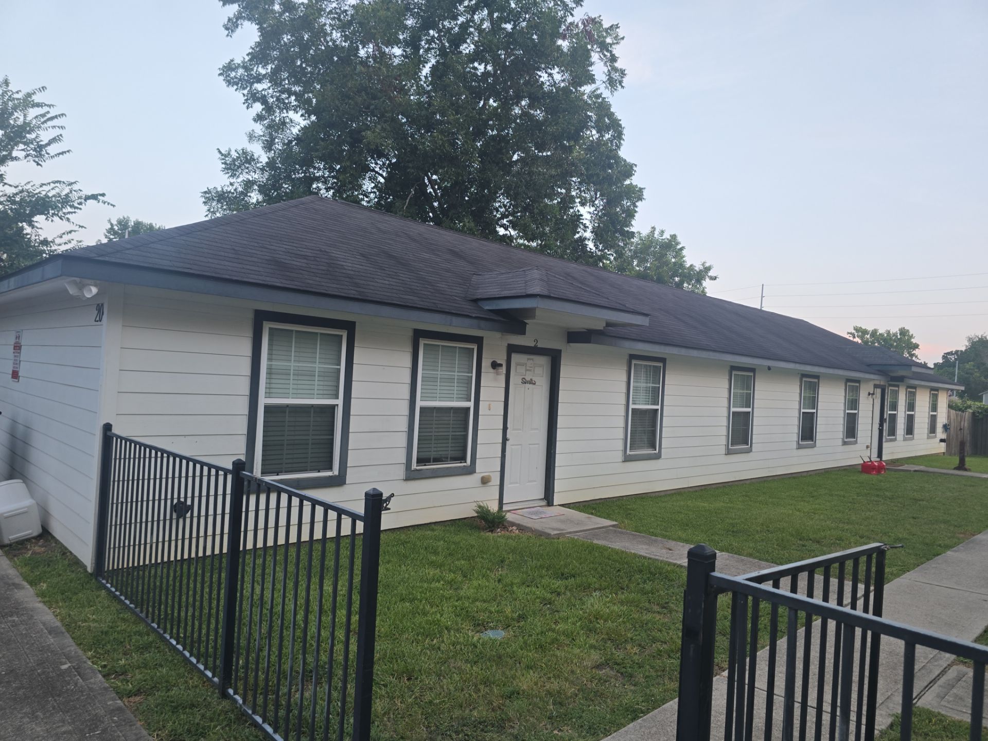 Roof Replacement Willis by Roof Repair Company