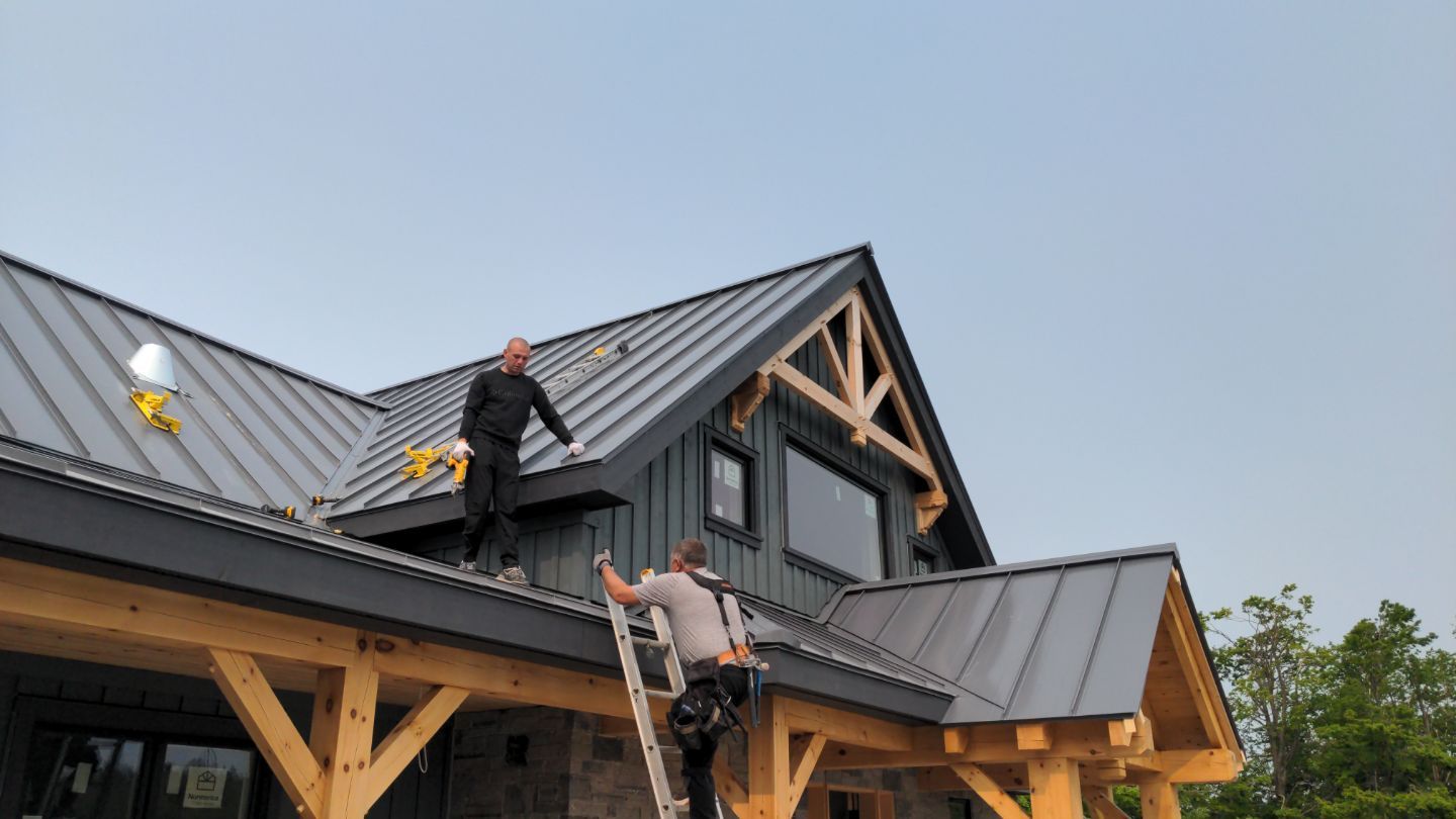 Custom Home Roofing – Blue Mountain by Jay Carter Roofing & Sheet Metal