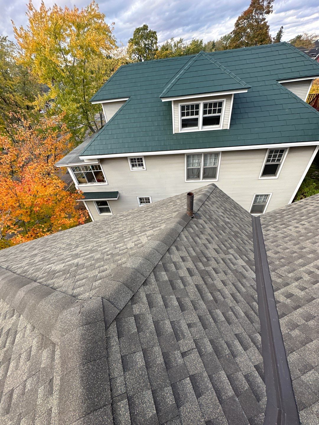 Residential Roofing Installation using Asphalt GAF HDZ by Artisan Roofing & Home Improvements Inc.