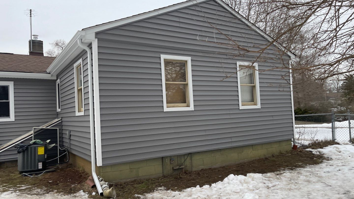 Siding Replacement using Certainteed Monogram D5 by 180 Contractors