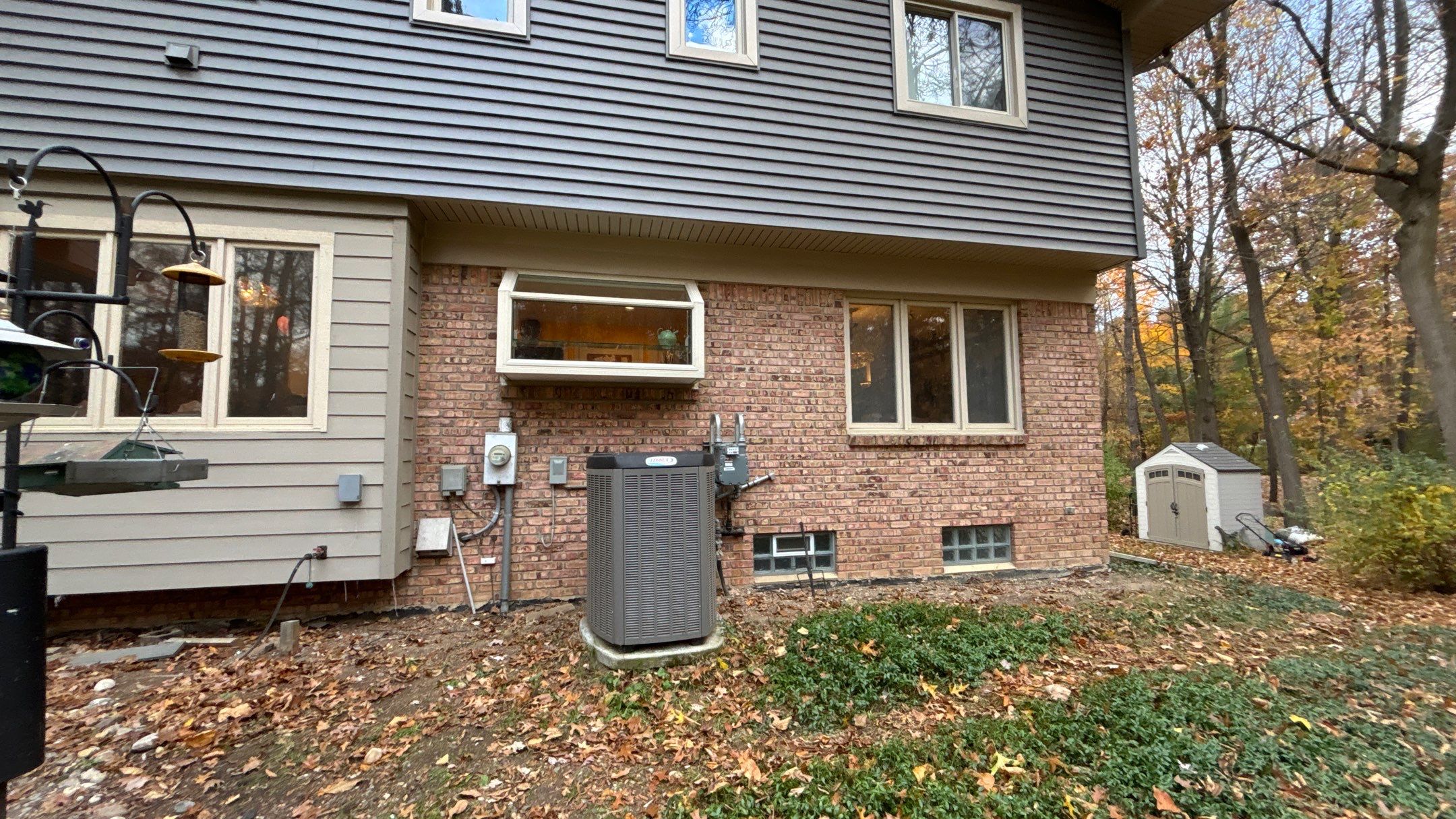 Siding Replacement using Alside Charter Oak D4.5" by 180 Contractors