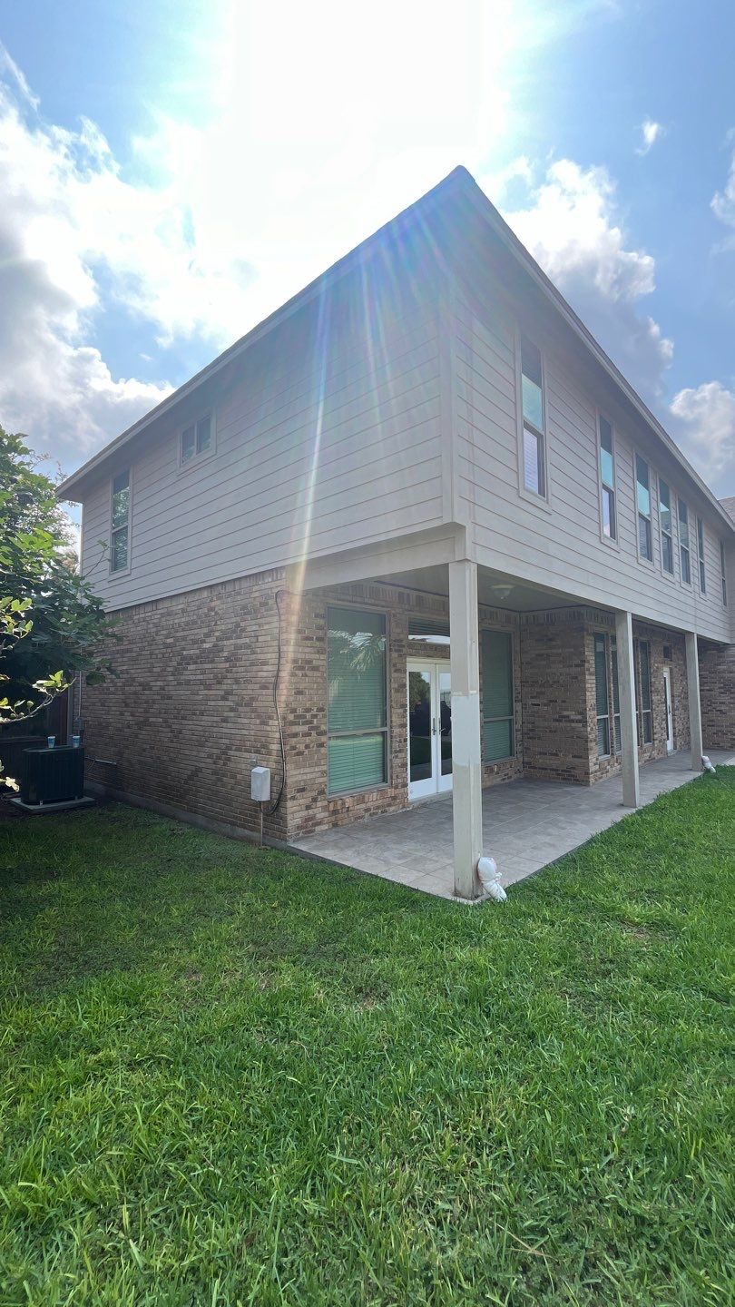 Residential Roofing Installation using Owens Corning Duration Tru Defintion Peppercorn by Galvan Roofing and Construction