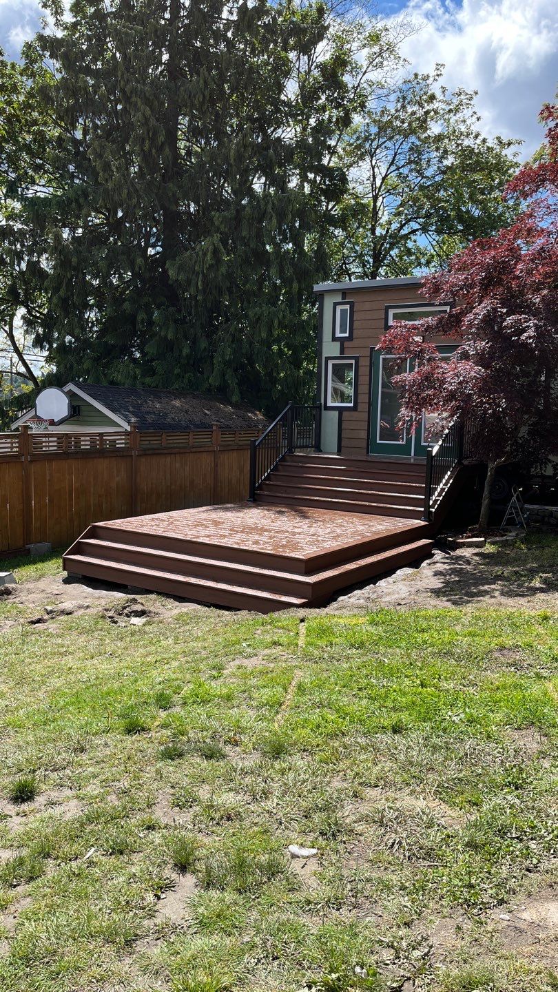 Seattle Decking by Alki deck builders 