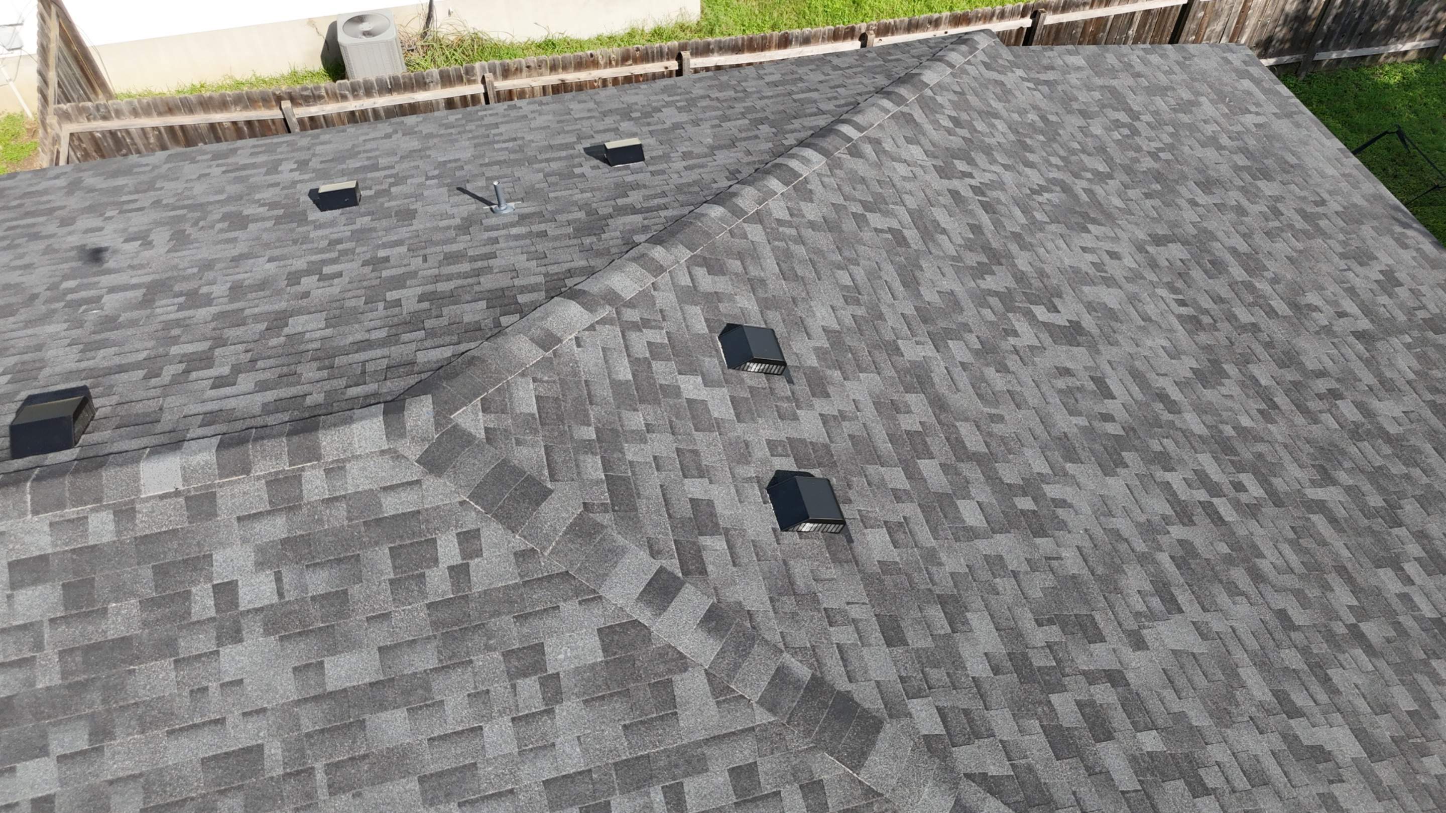 Brilliant Black - Malarkey Highlander by RoofsOnly.com