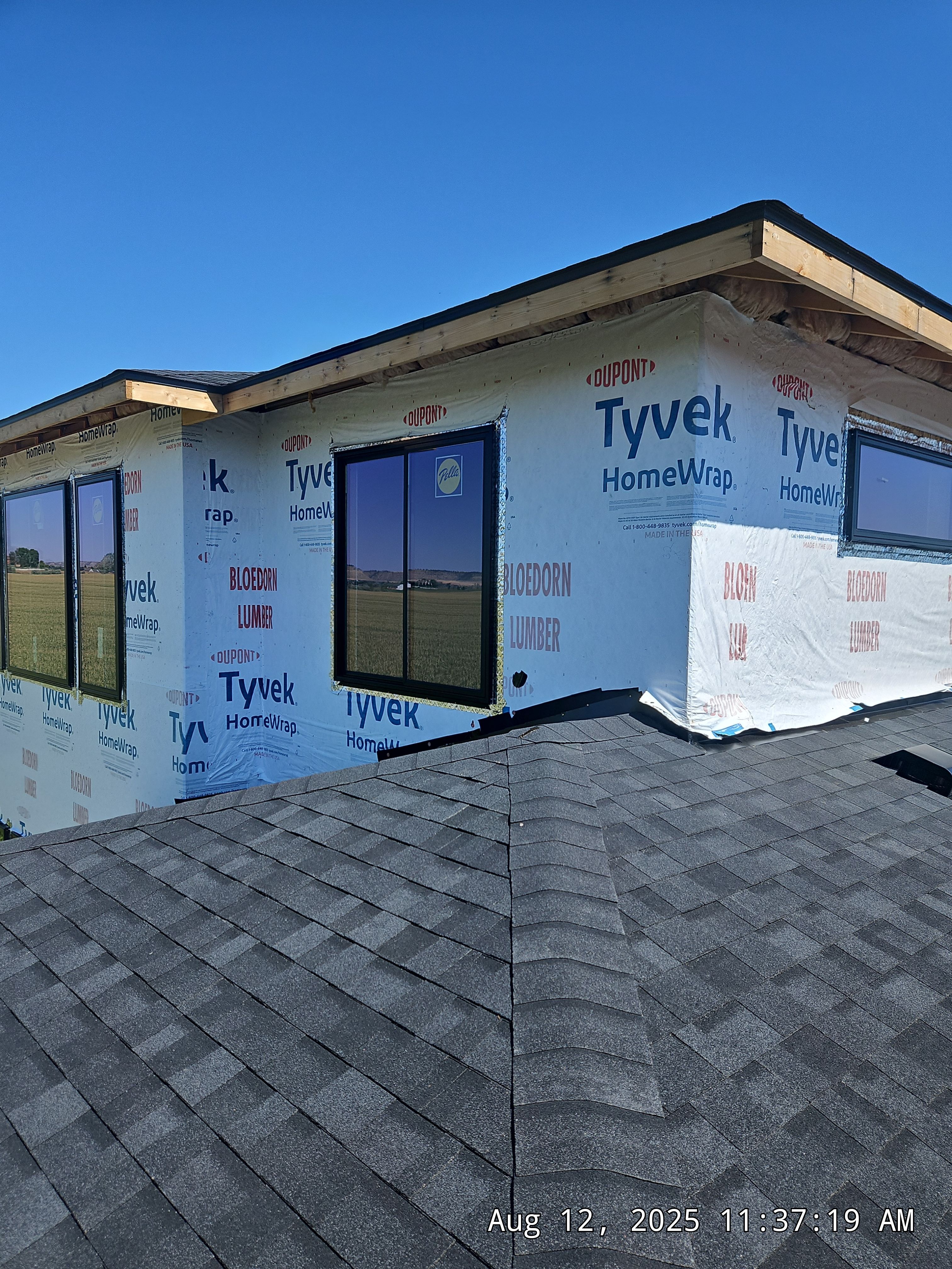 New Construction LP Smartside by Plankwalker Siding & Roofing