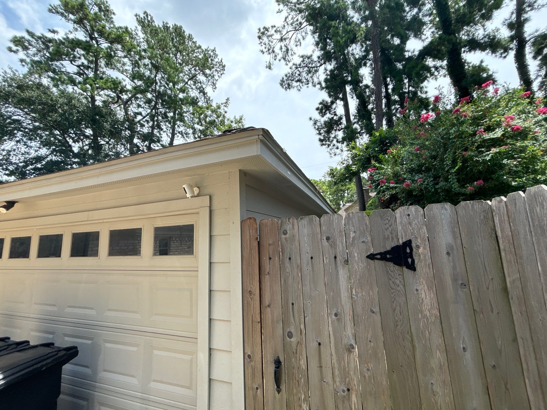 Hail Damage using Owen's Corning Duration (Lifetime) Shingles by Roof Repair Company