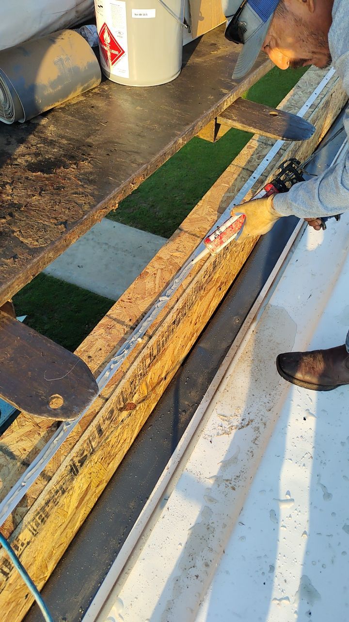 First Assembly of God, De Queen, Arkansas by Hostetler Roofing