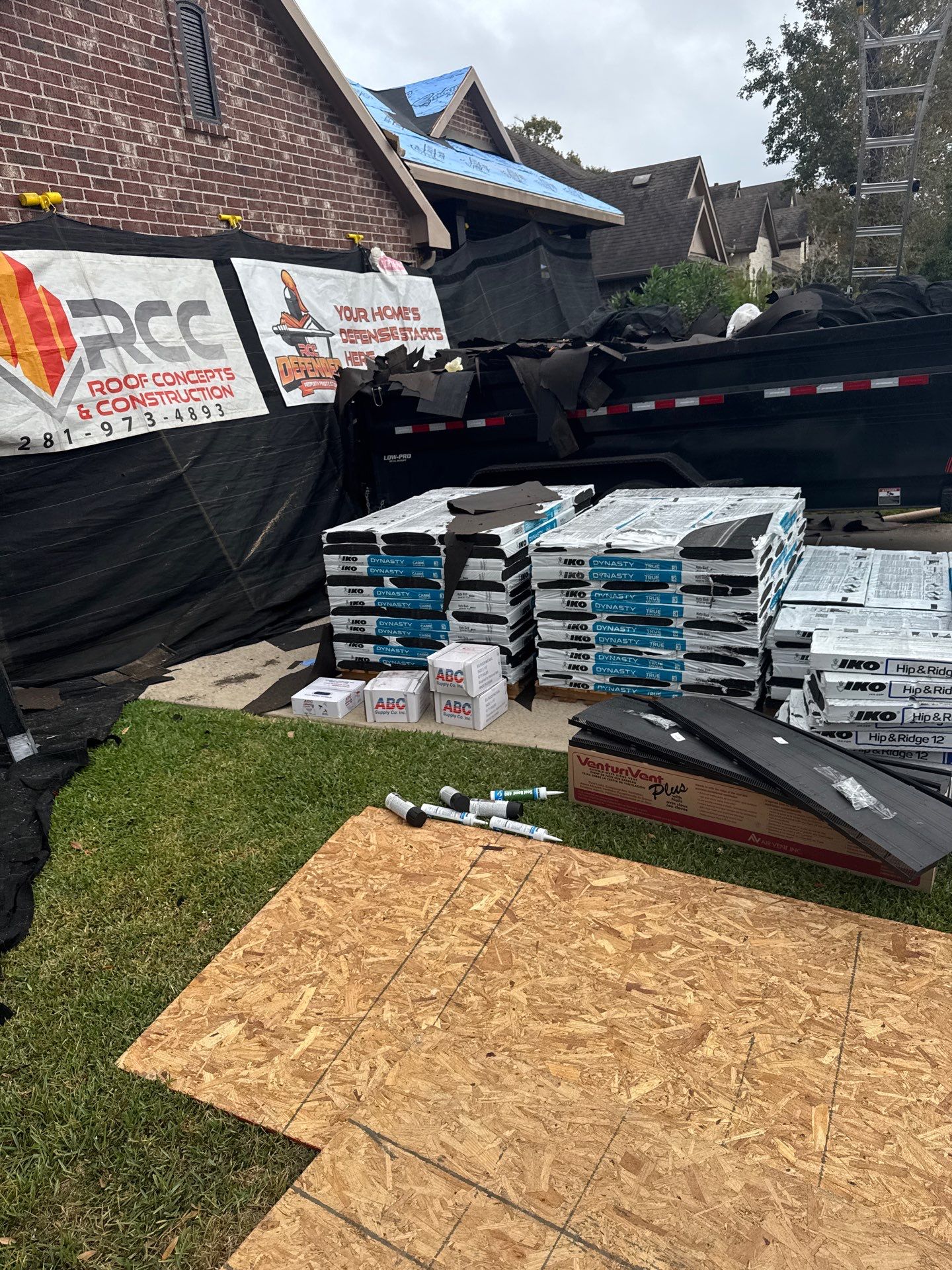 IKO Dynasty - Matte Black by Roof Concepts Construction