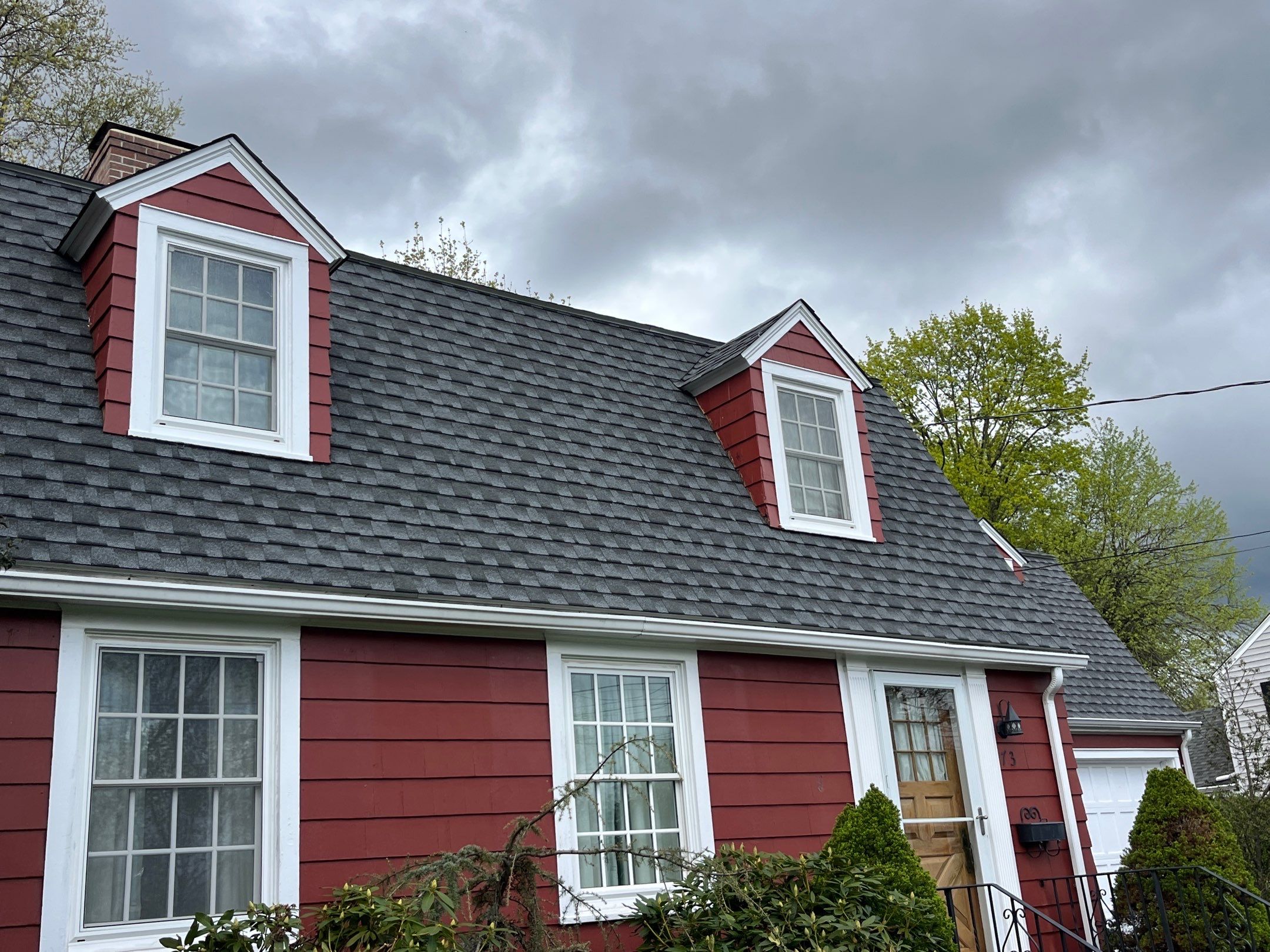 Show stopping shingles professionally and efficiently installed by DiGiorgi Roofing & Siding INC by DiGiorgi Roofing and Siding Inc