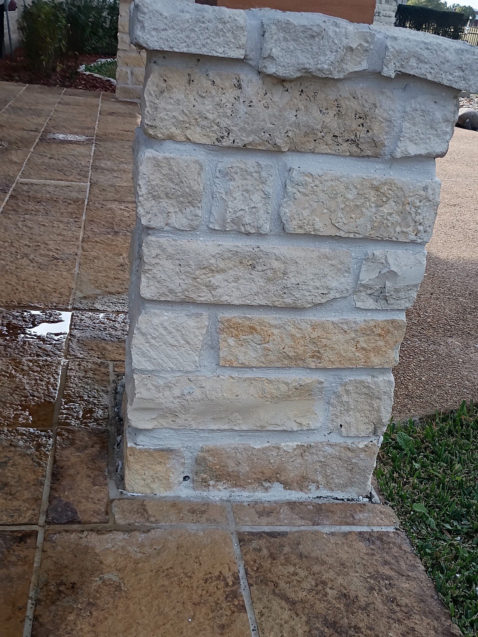 Hempstead Poolside Renewal: Natural Stone Restoration by Apex Conventional Stucco Llc