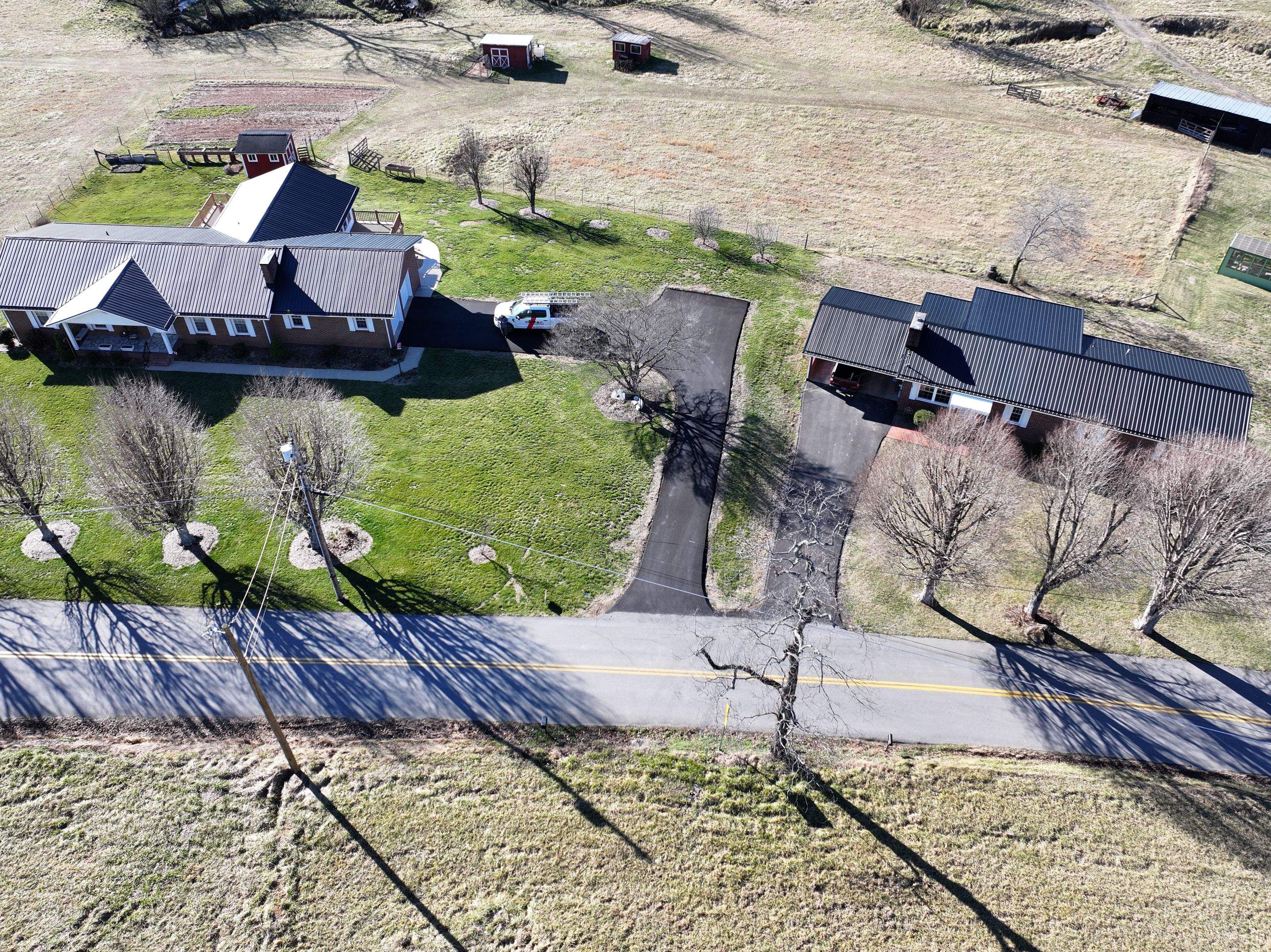 Morrell Residence by Omnia Roofing