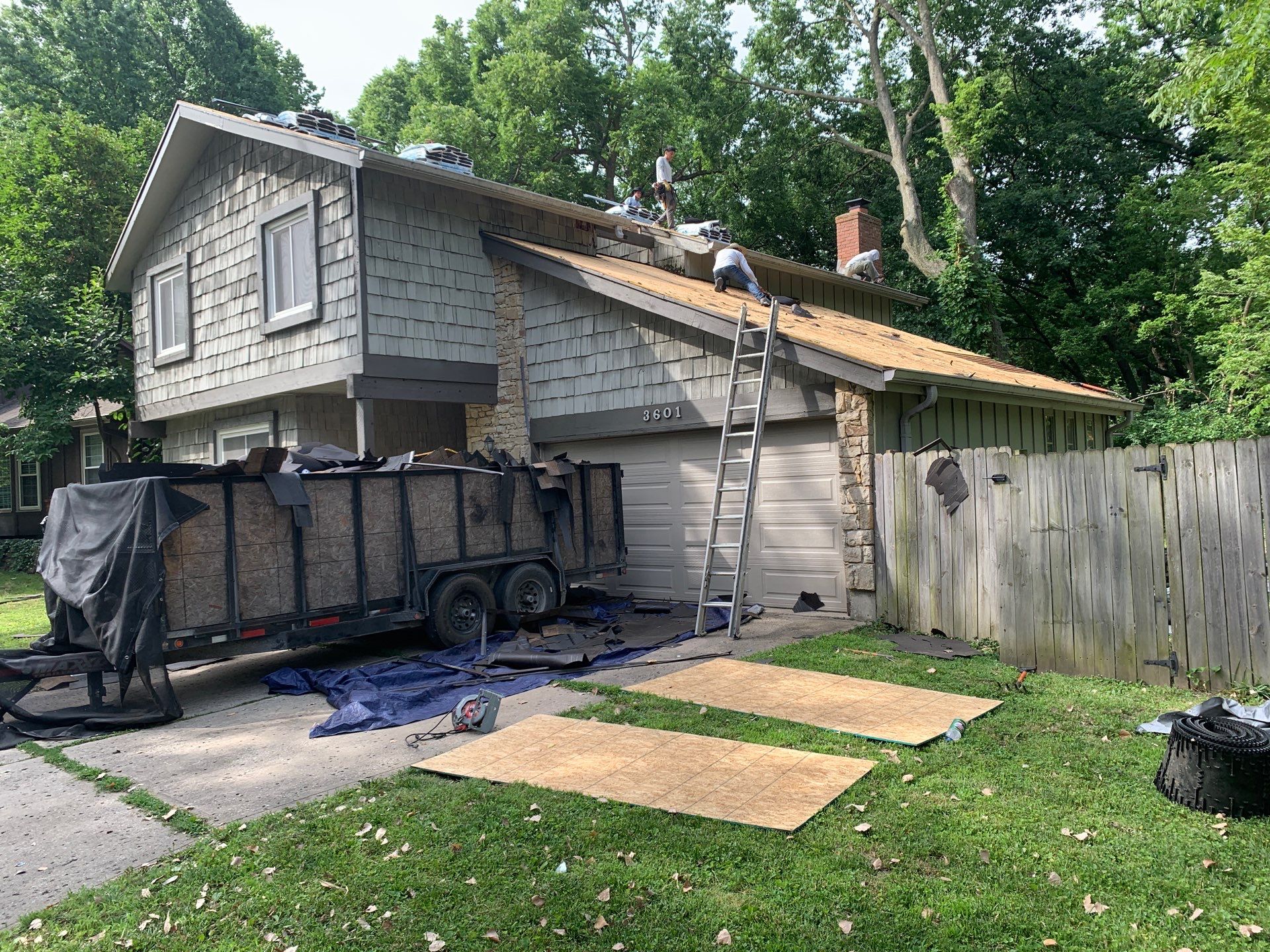 BYE BYE Wood Shakes by EEC Windows, Siding & Roofing