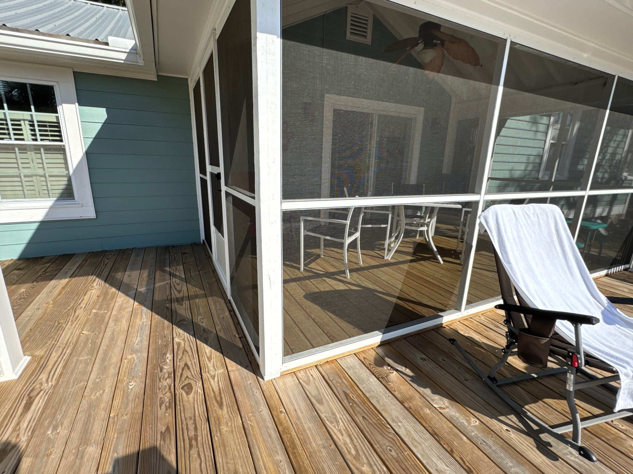 Weathered Deck using Wood Sealant by DuraSeal