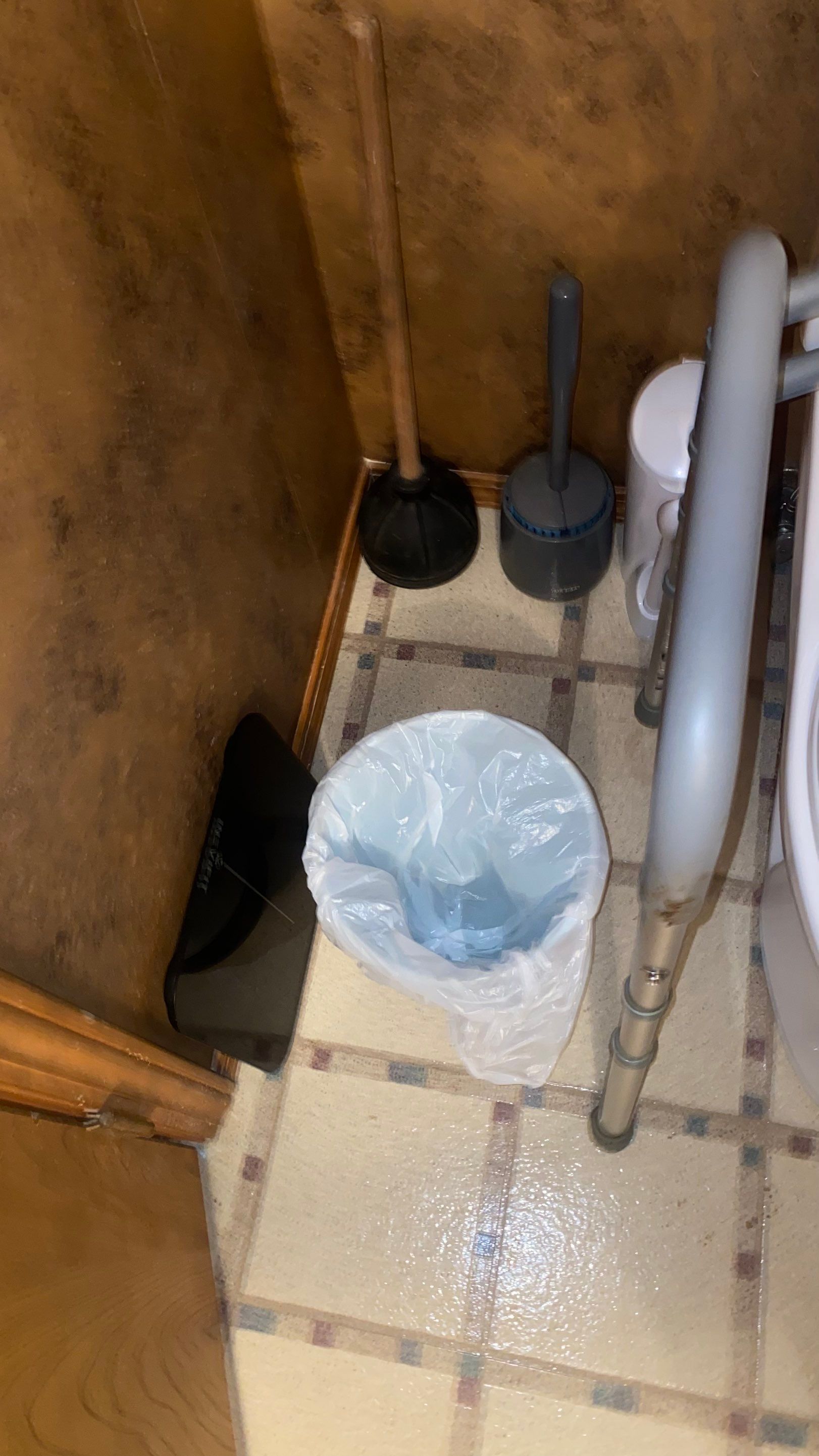 House cleaning in Lake Oswego by Cloud 9 Professional Cleaning Services