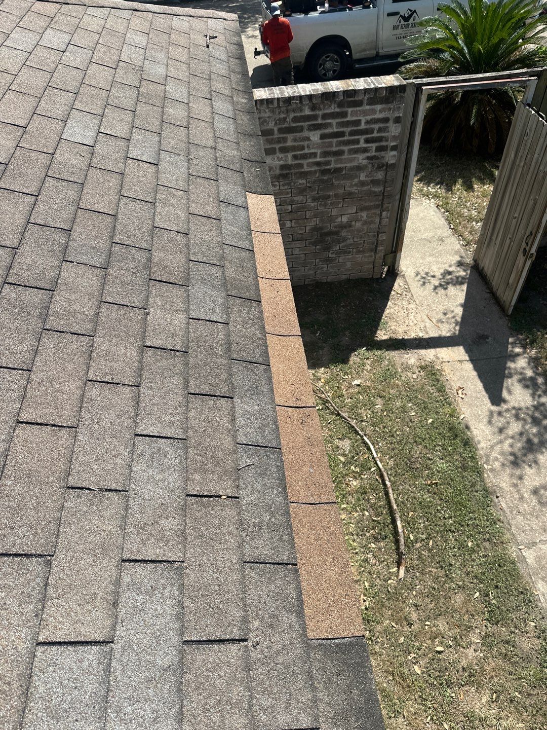 Hail Damage using Owen's Corning Duration (Lifetime) Shingles by Roof Repair Company