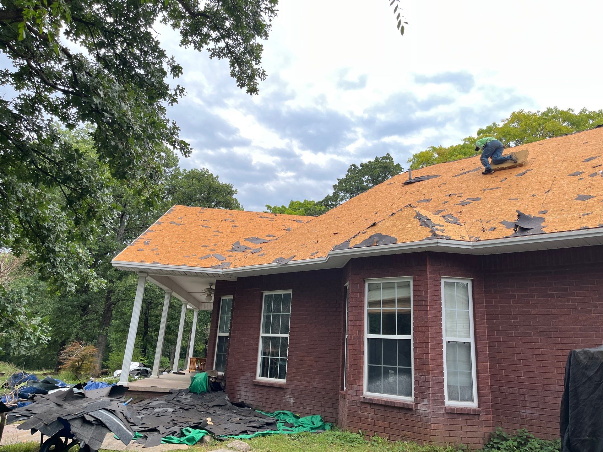 GAF Timberline Roof Replacement in Wynnewood, Oklahoma by BANA Roofing and Solar Supply