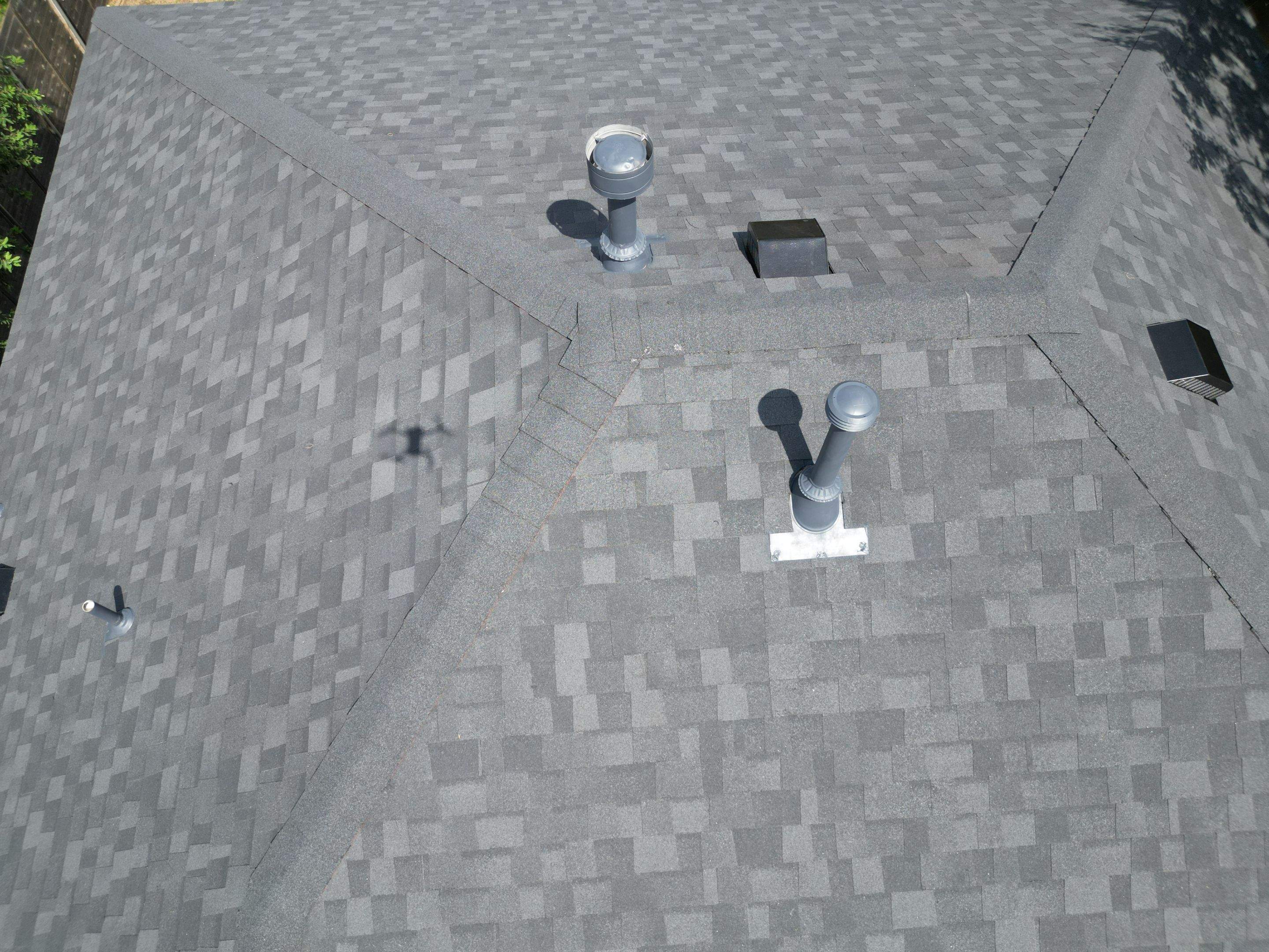 Onyx Black - Owens Corning TruDefinition Duration by RoofsOnly.com