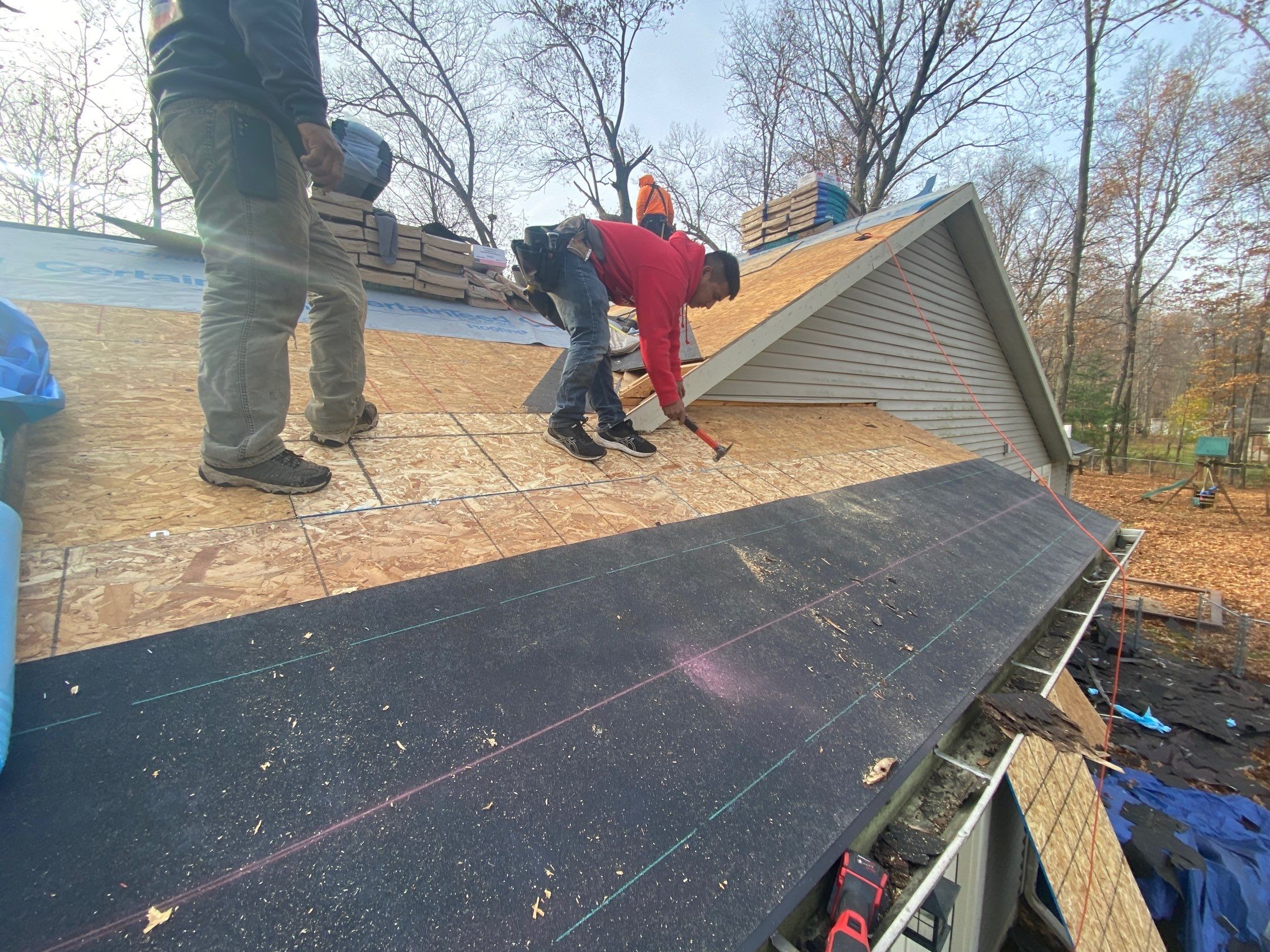 Roof Replacement using CertainTeed Landmark by 180 Contractors