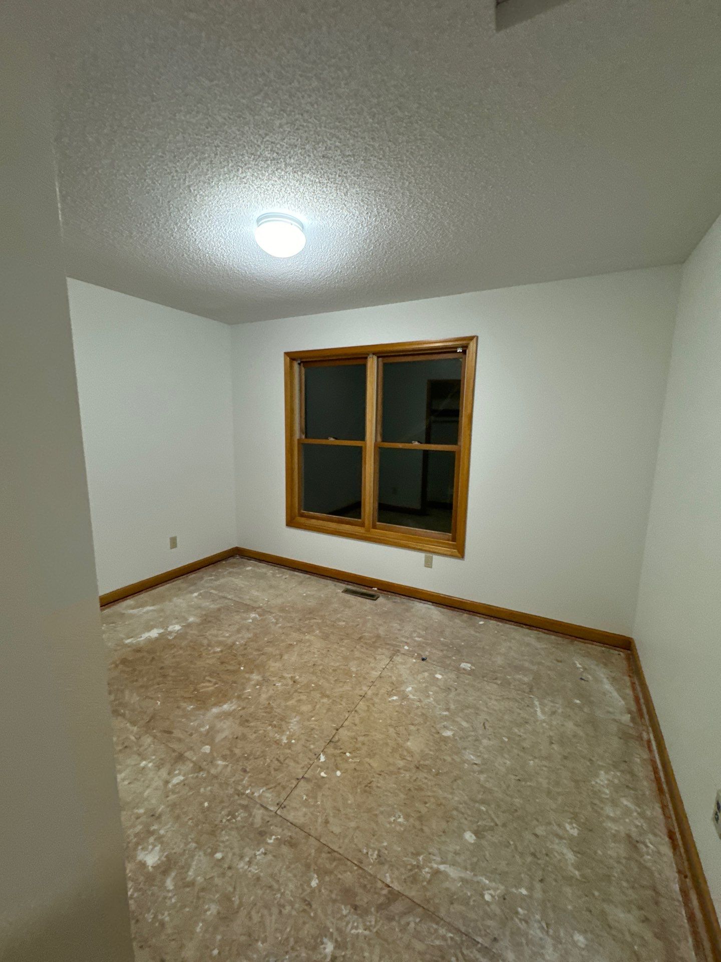 Tour the entire process of painting an interior by The Hillcrest Company 