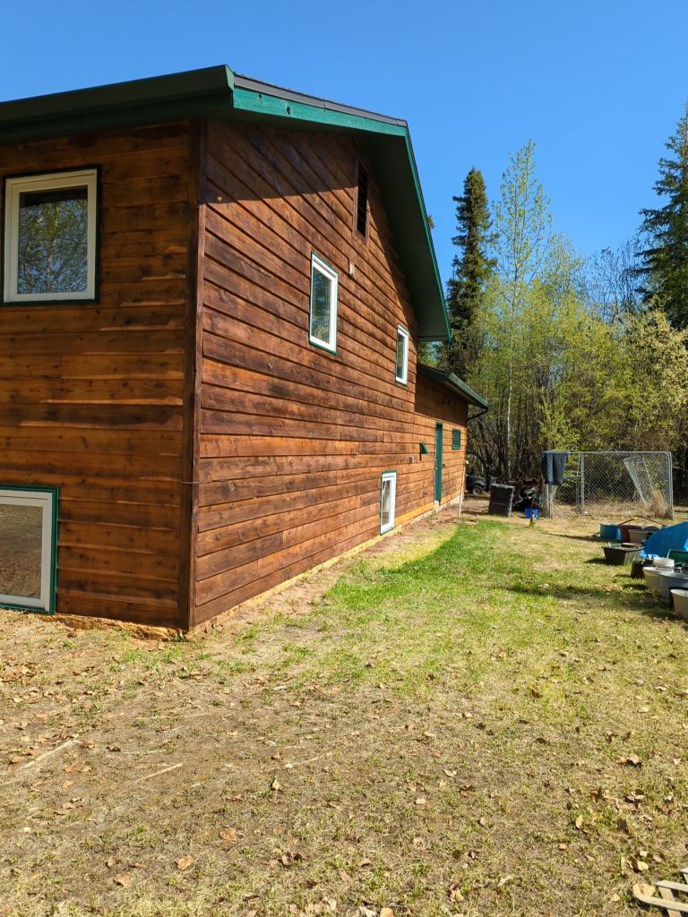 Wood Siding Restoration by Midnight Sun Painting