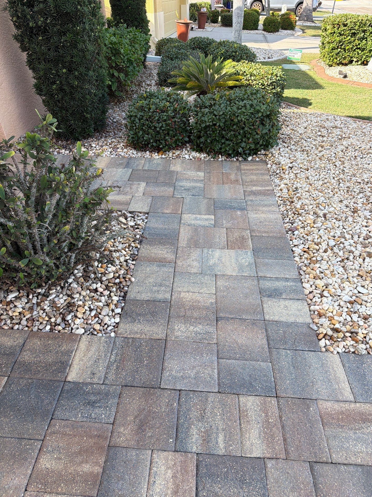Driveway Sealing in Sun City Center by Supreme Paver Experts