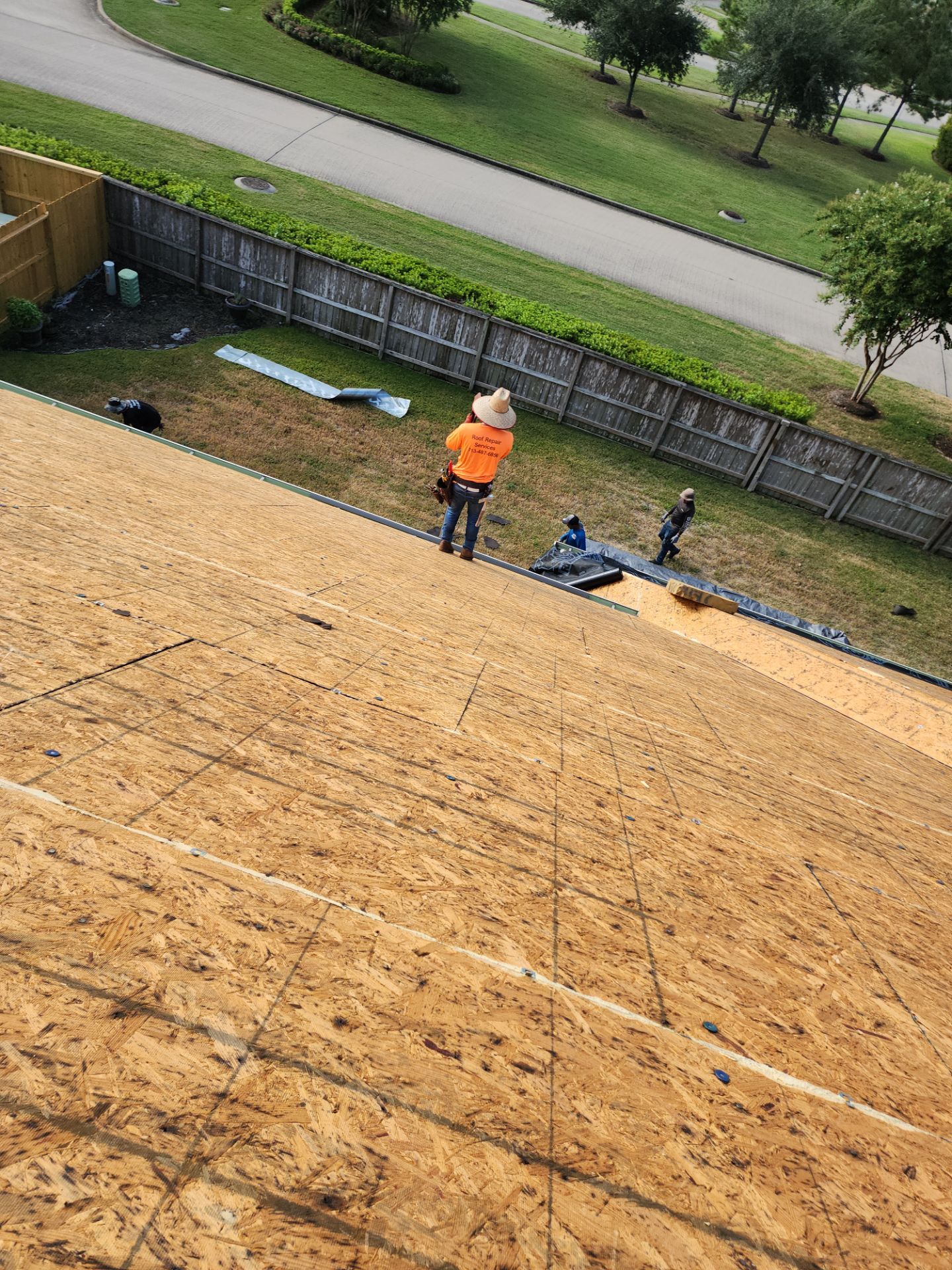 Residential Roofing Installation using Owen's Corning Duration (Lifetime) Shingles by Roof Repair Company
