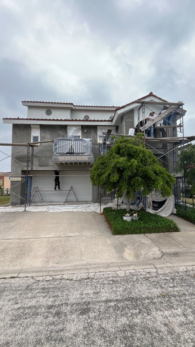 Stucco by Bayfront Roofing and Construction