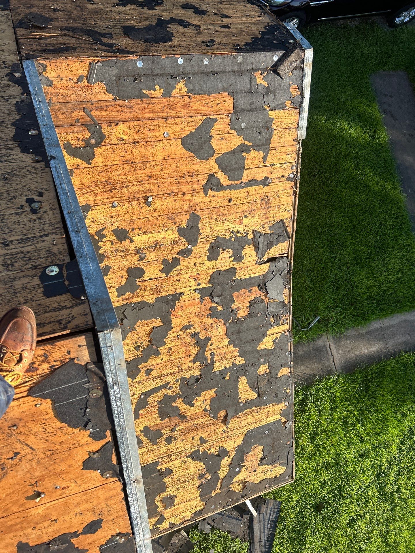 Residential Roofing Repair using Owen's Corning Duration (Lifetime) Shingles by Roof Repair Company