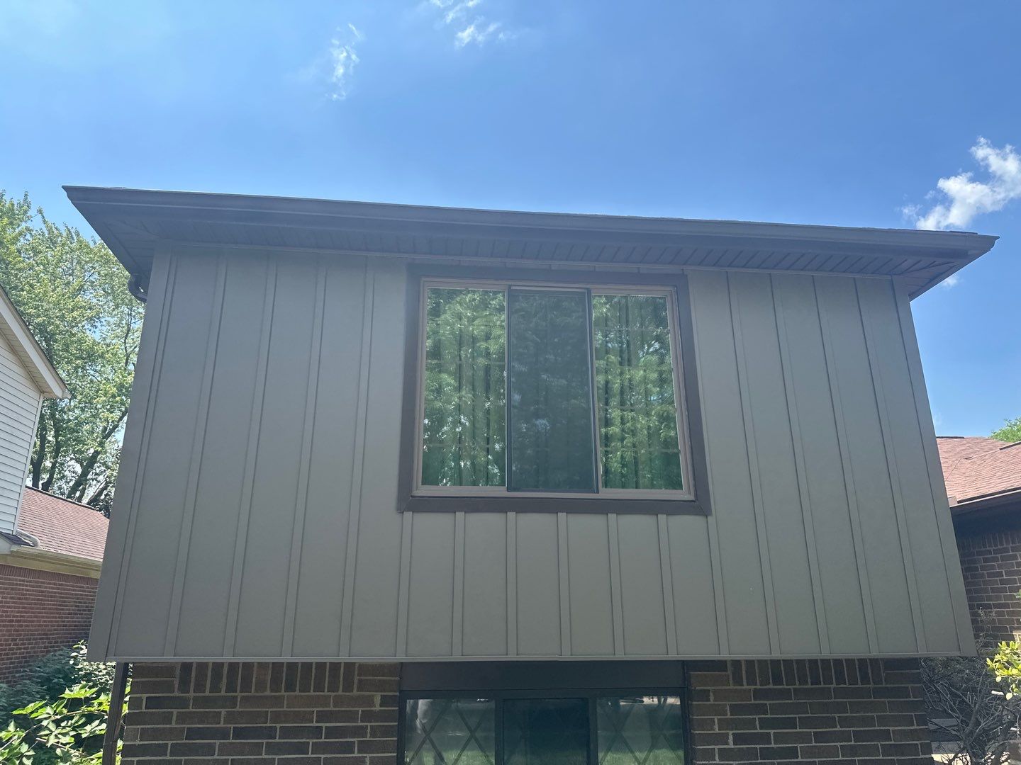 Siding Installation using Ascend 7" Composite Flagship Brown by 180 Contractors