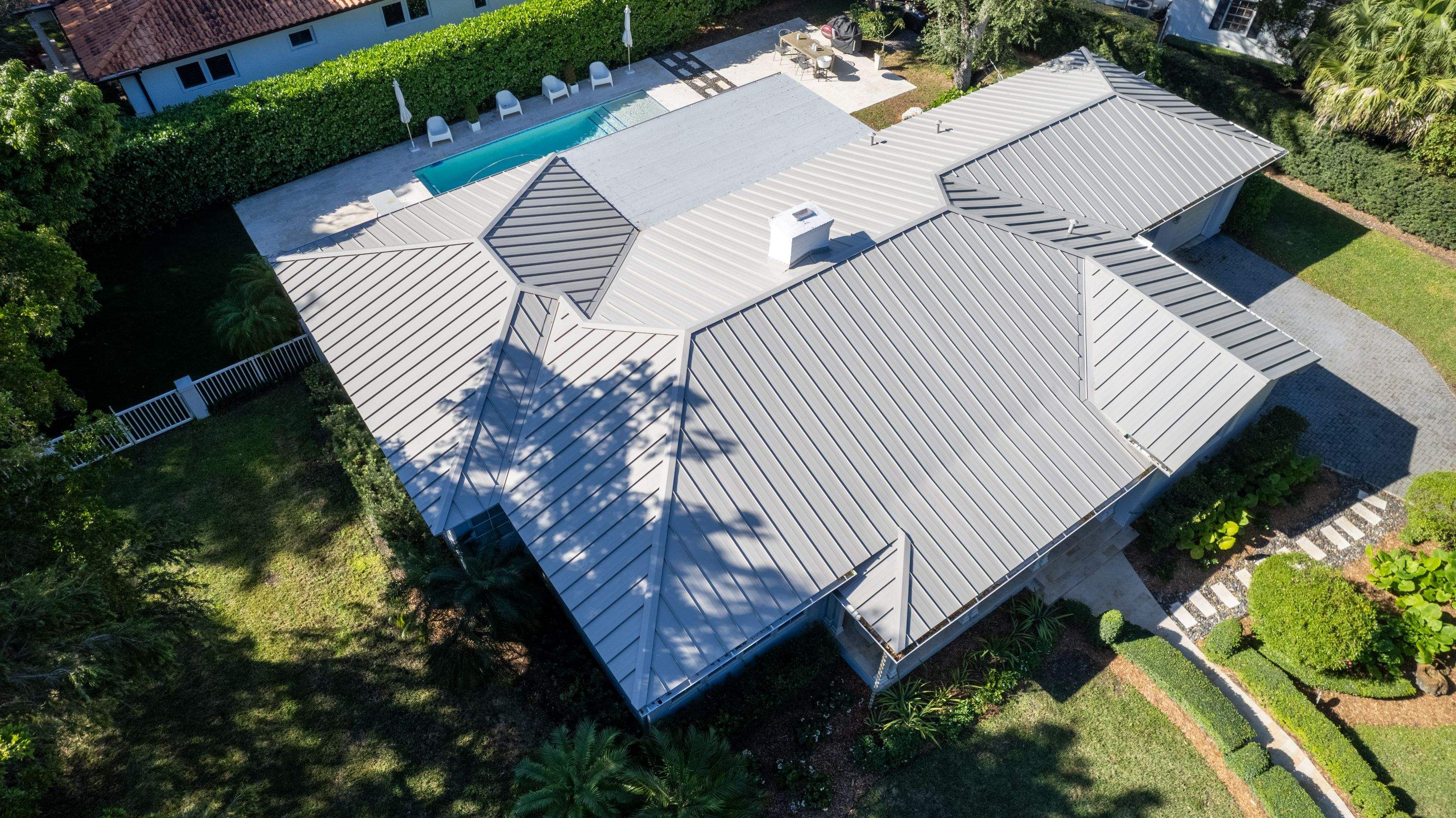 Metal Roof - Galvalume - Ash Gray by Istueta Roofing