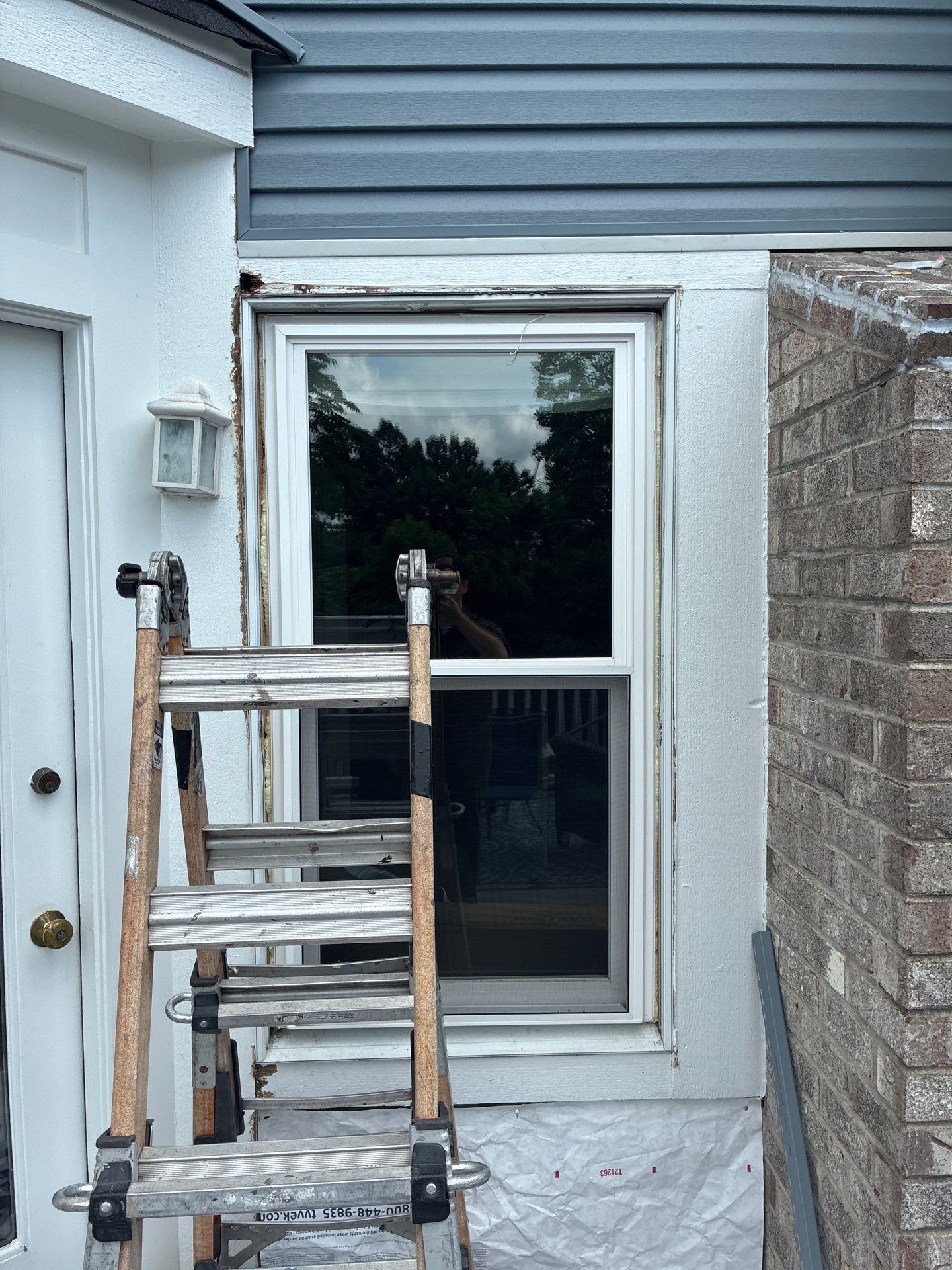Full House Siding Renovation with English Wedgewood Vinyl Siding in Sewickley by Ideal Siding Pittsburgh