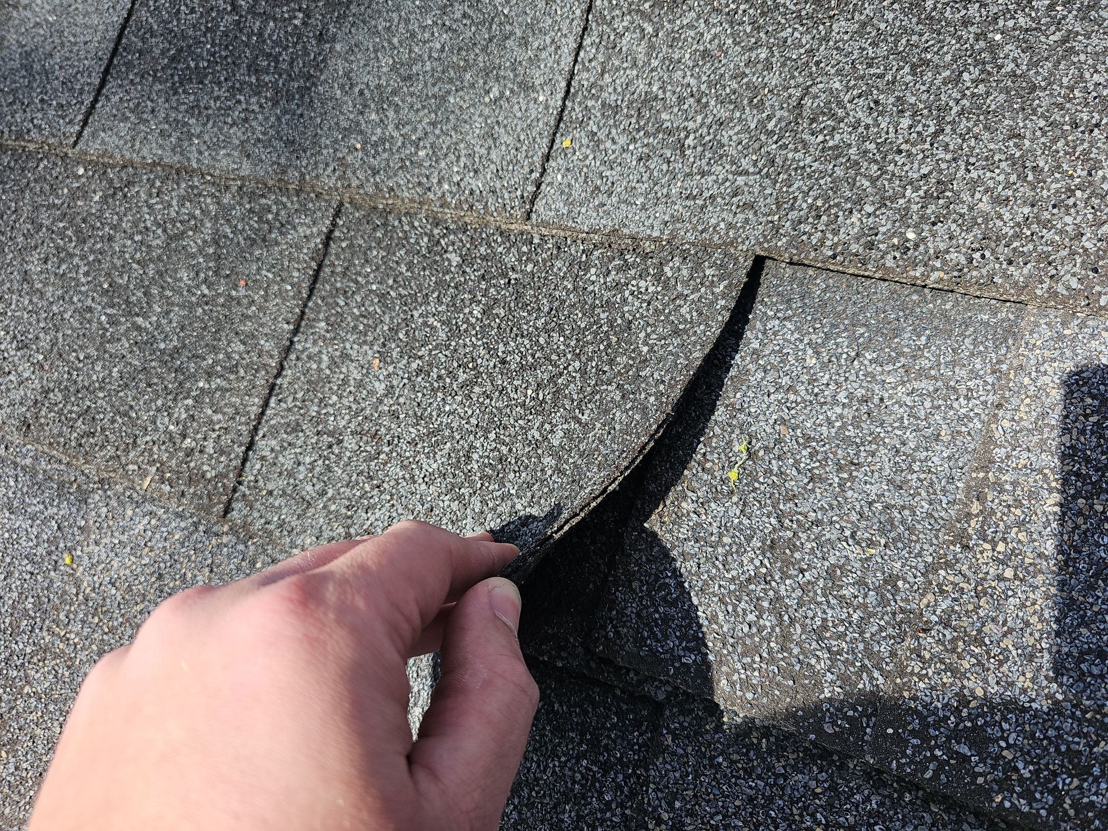 ATLAS PINNACLE COLOR: BLACK SHADOW by Eagle Eye Roofing