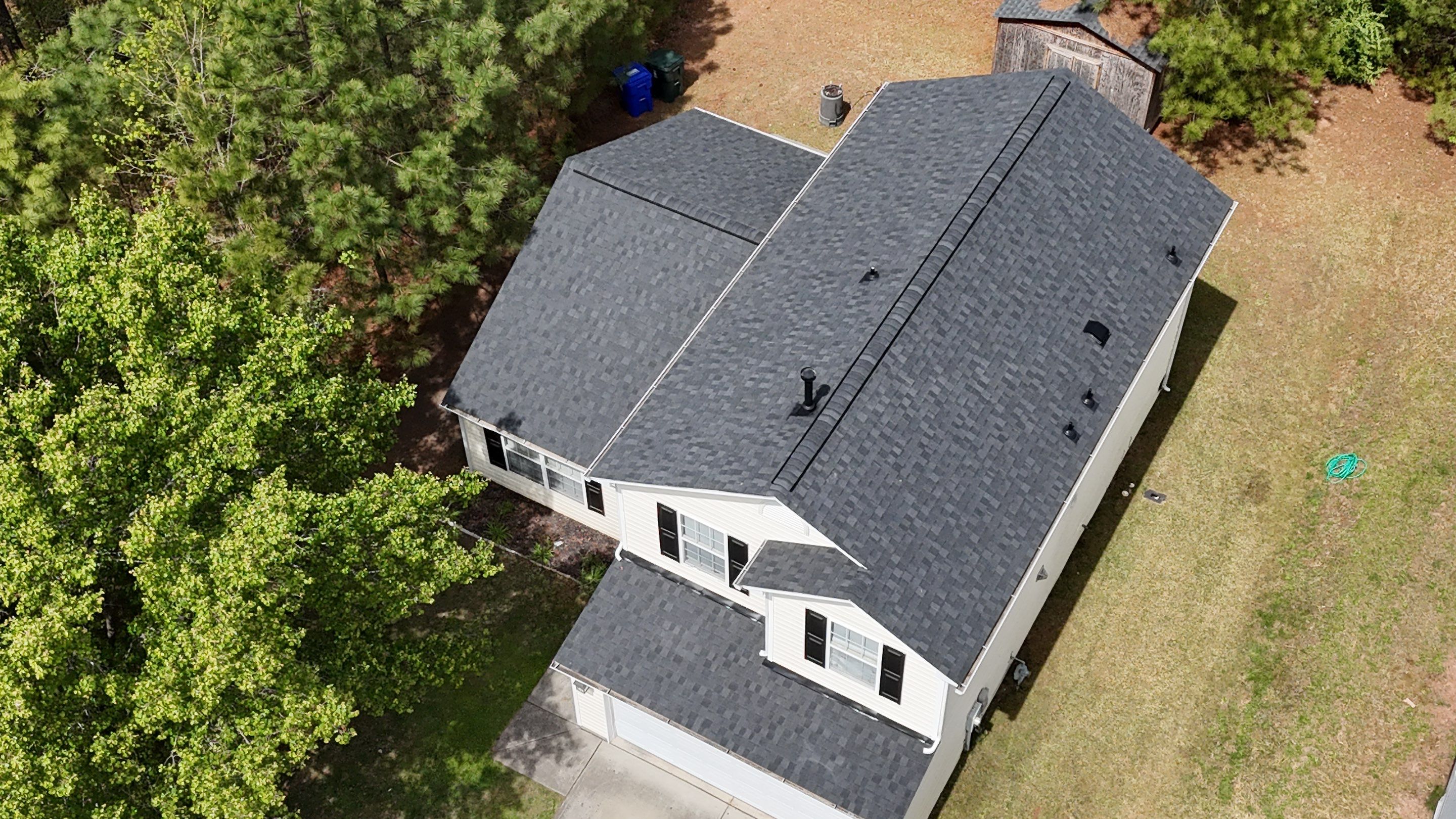 Roof and siding replacement by hail and wind damage