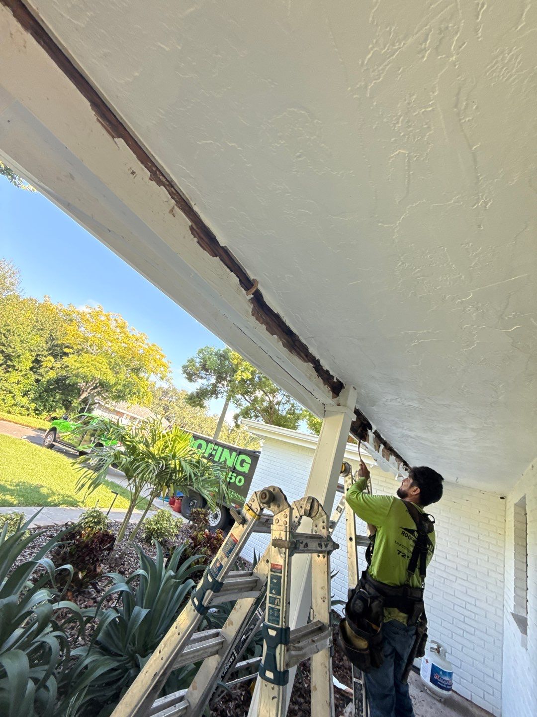 Project in St. Petersburg 33702 by Mitchell Roofing Company LLC 