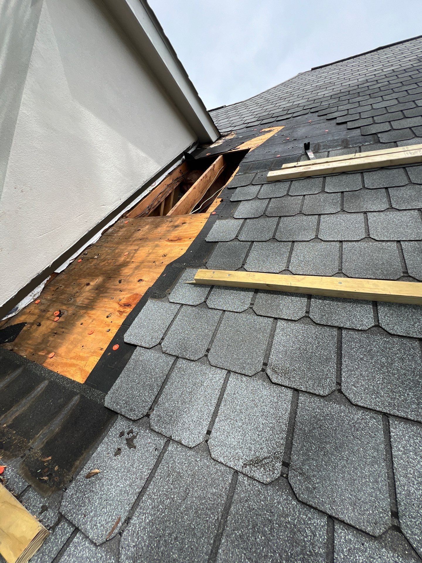 Residential Roofing Repair using Owen's Corning Duration (Lifetime) Shingles by Roof Repair Company