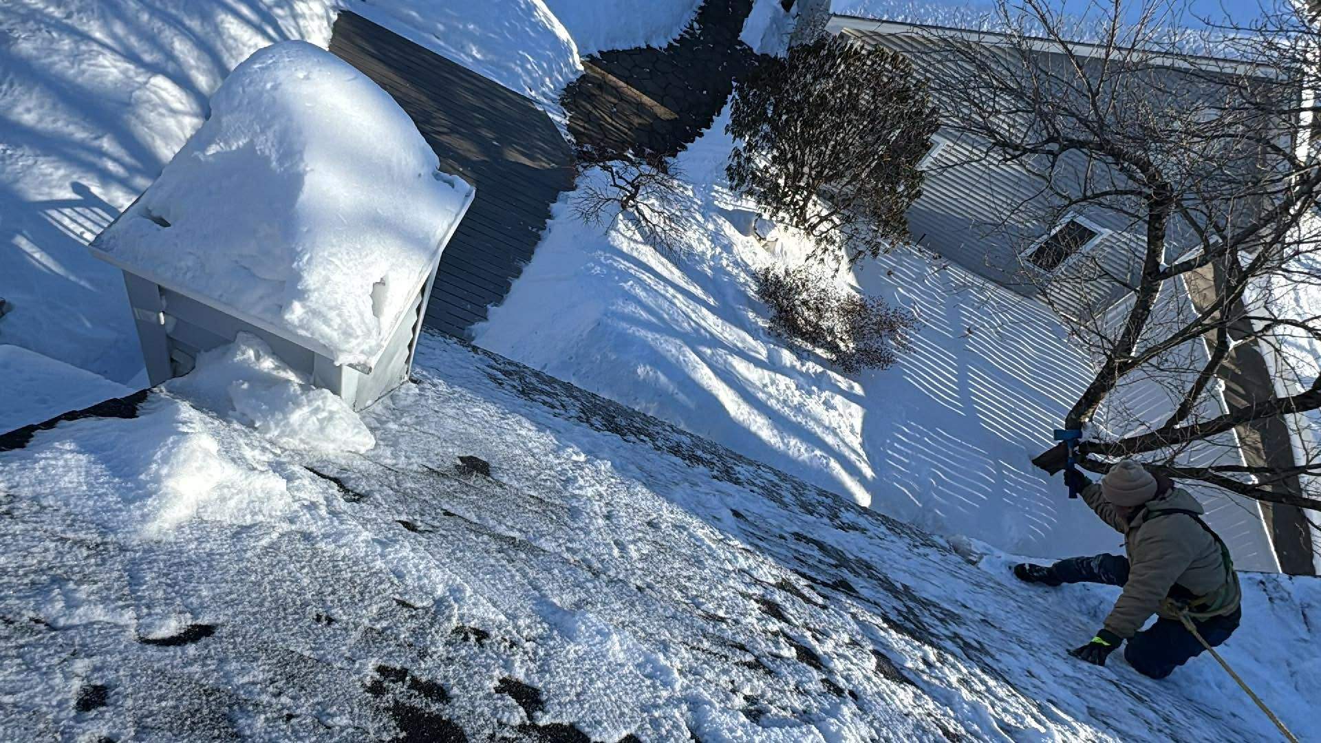 Ice Dam Removal & Snow Removal in Littleton, MA – Professional Winter Emergency Service by Mighty Dog Roofing of Greater Middlesex County