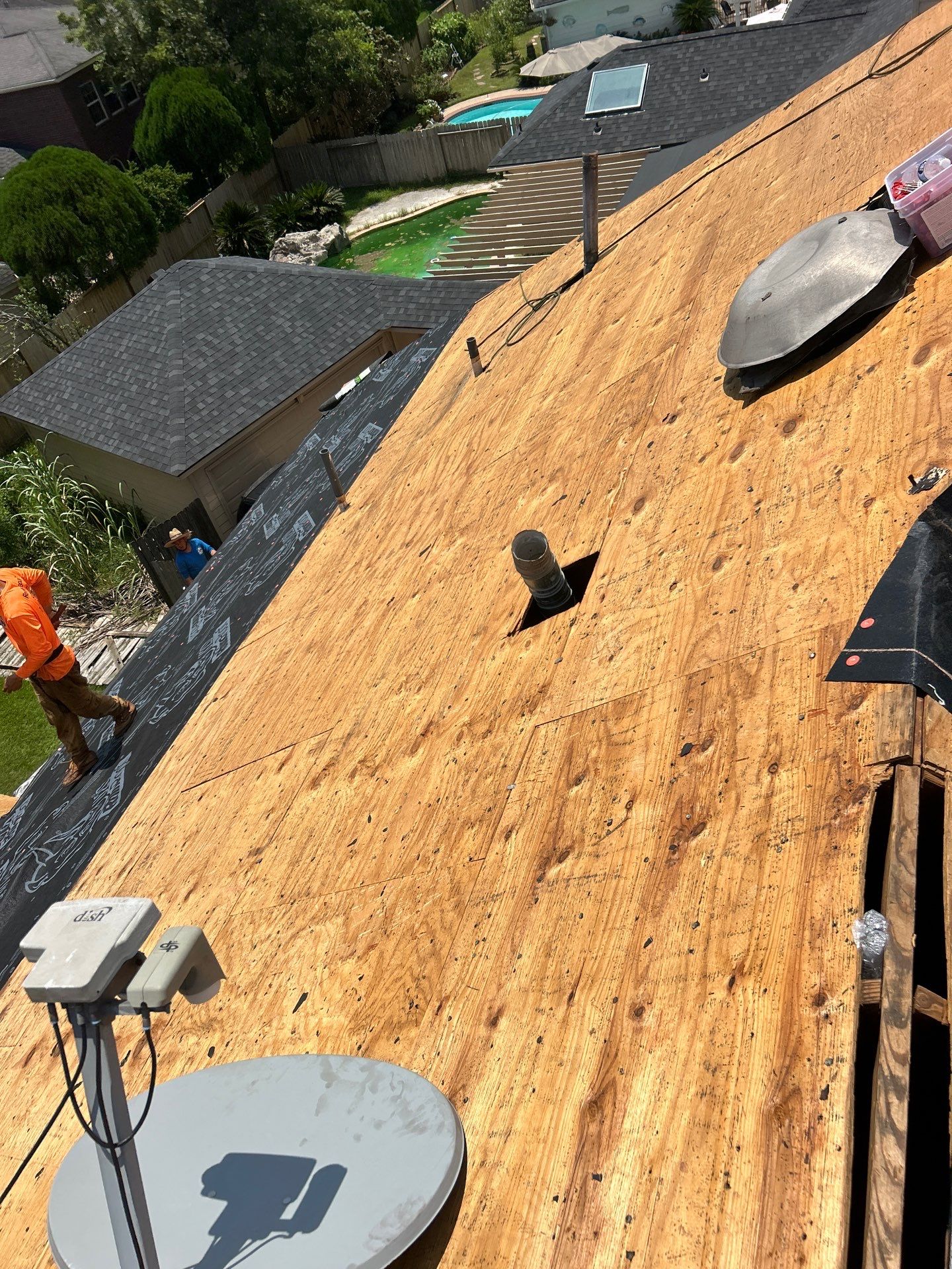 Residential Roofing Installation using Owen's Corning Duration (Lifetime) Shingles by Roof Repair Company