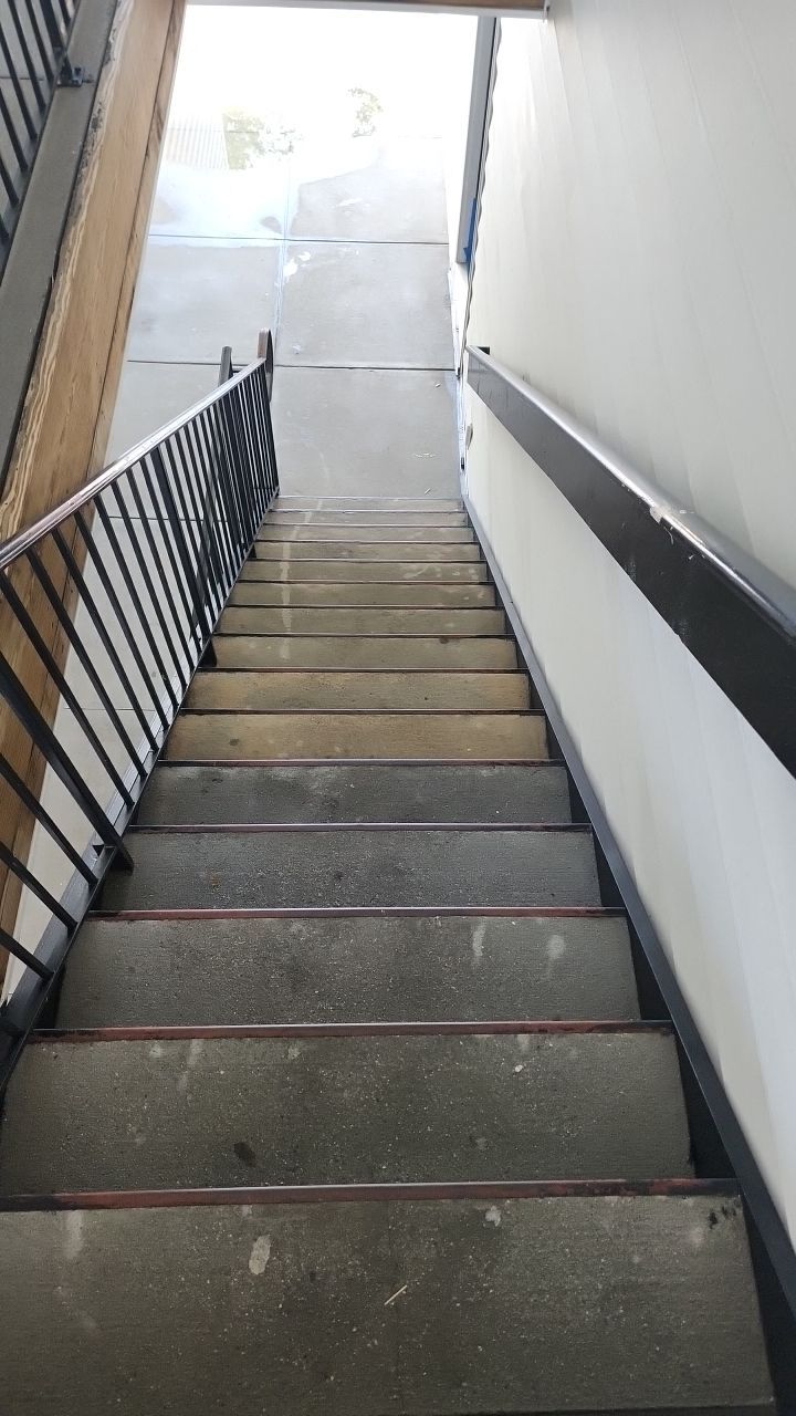 Appartment cleaning by Power Wash Masters LLC