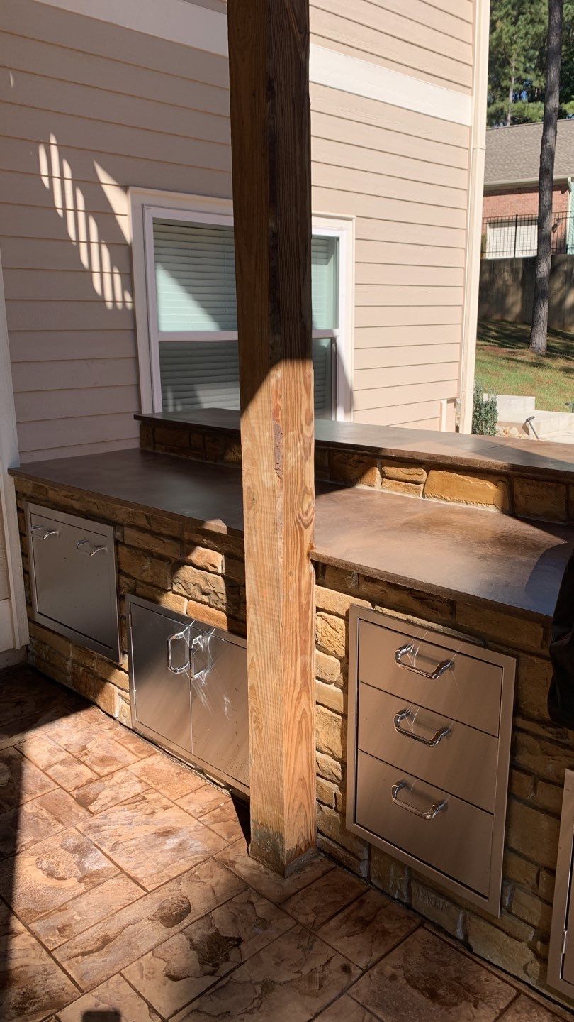 Outdoor Kitchen using Clifrock Panels by Xtreme Concrete Services
