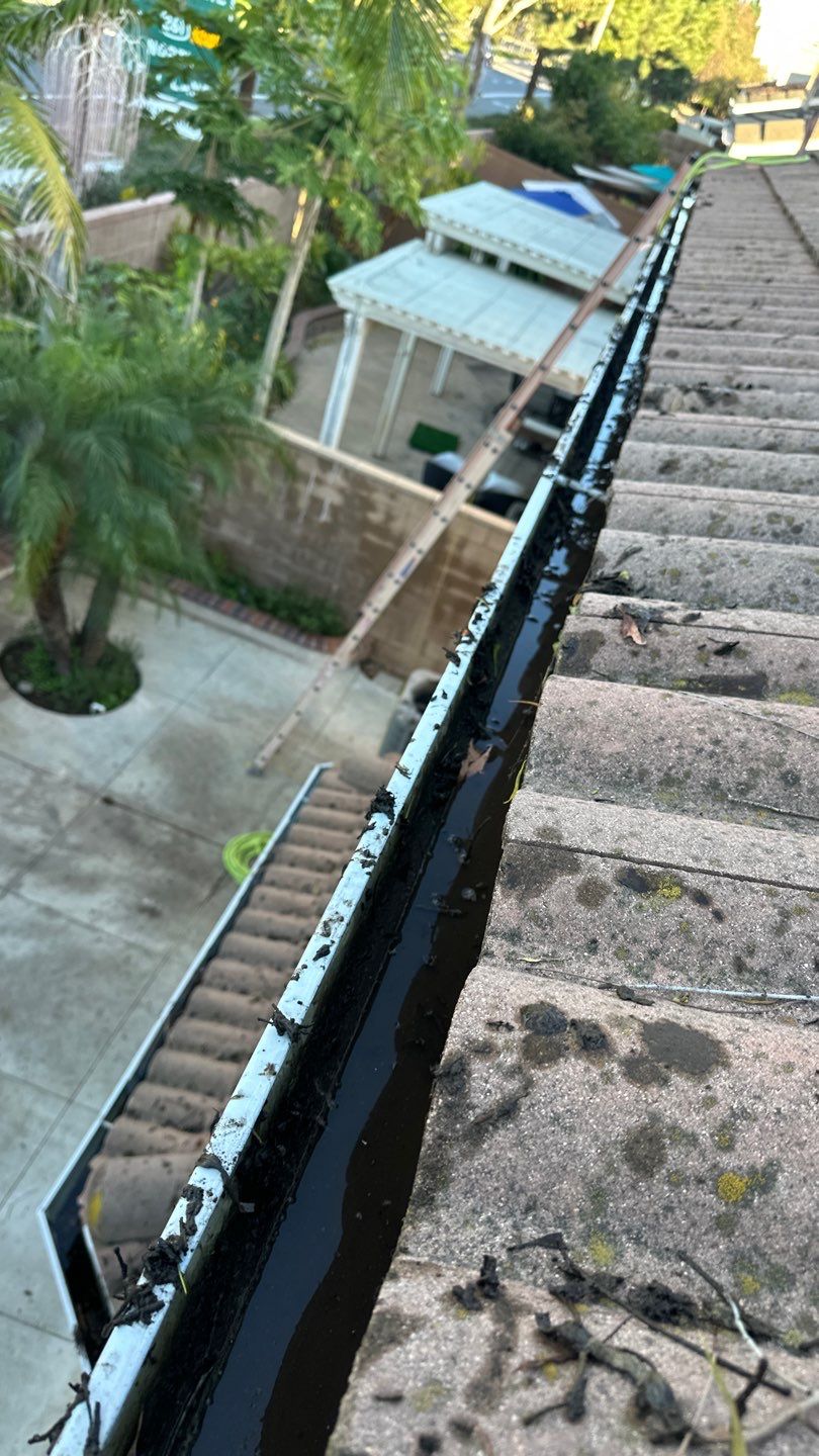 Irvine Gutter Cleaning by Property Cleaning Experts