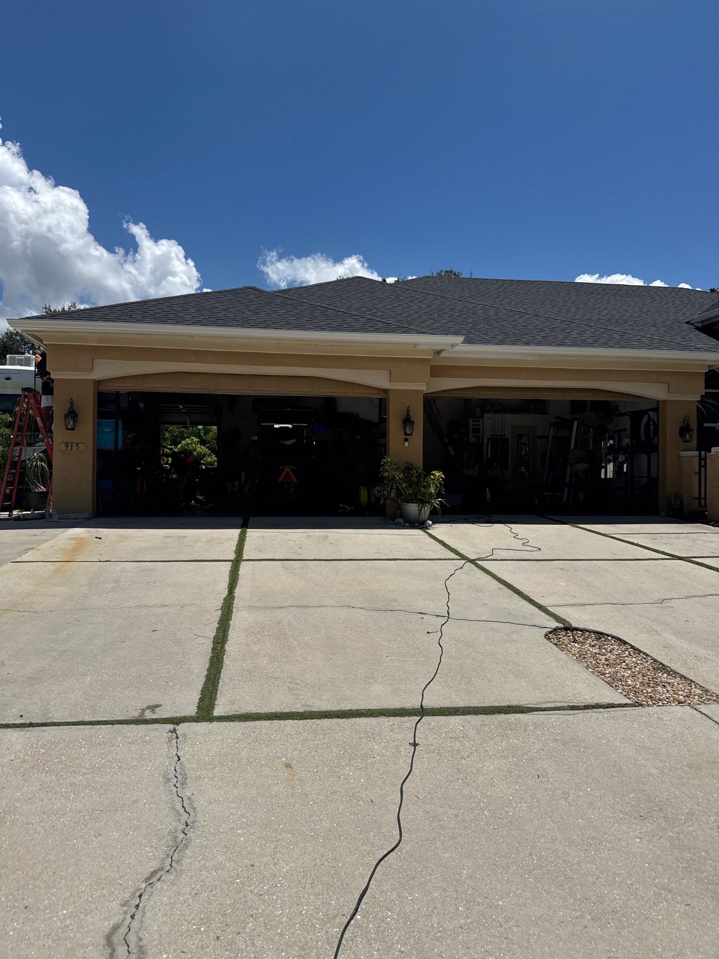7-Inch Box Seamless Gutters in Bradenton FL by Gutter Professors