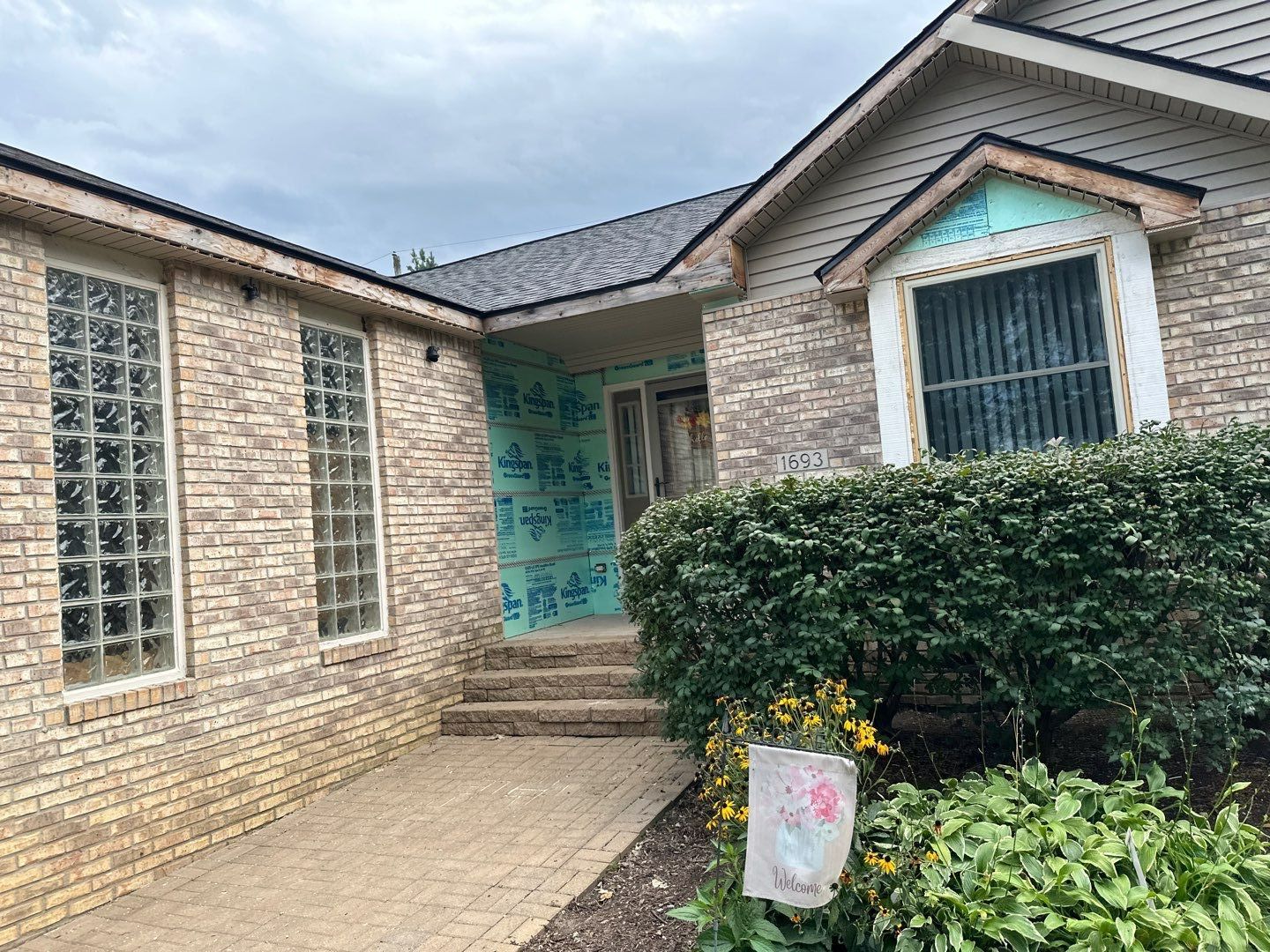 Siding Replacement using Alside Odyssey D4" by 180 Contractors