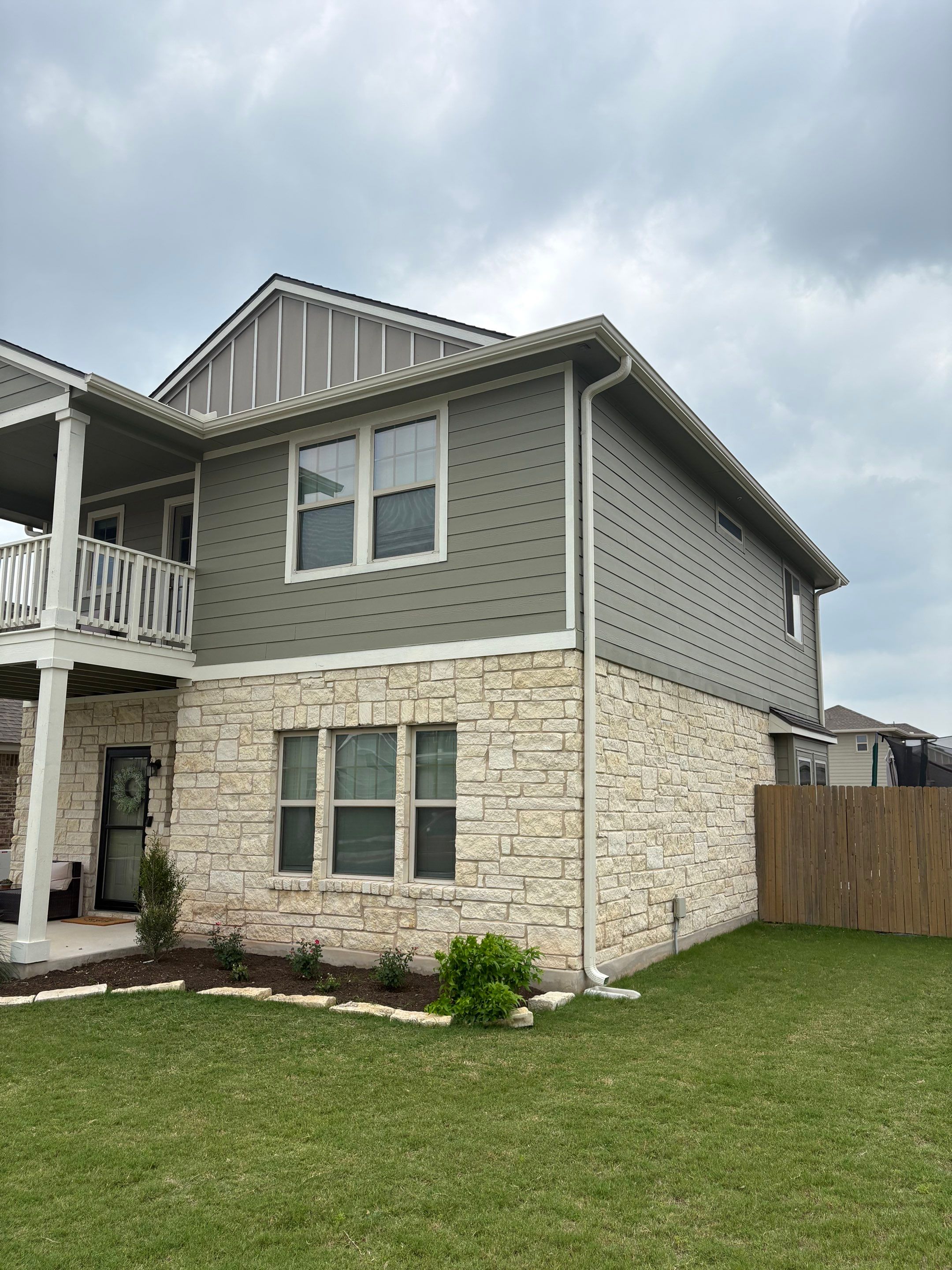 Georgetown, Tx - Reroof and Gutter Replacement by DT Roofing - Seth Wells