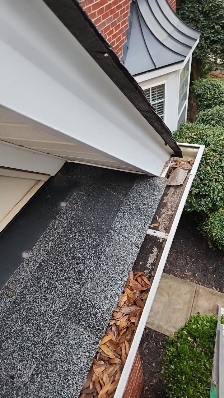 House Wash using cleaner by Power Wash Masters LLC