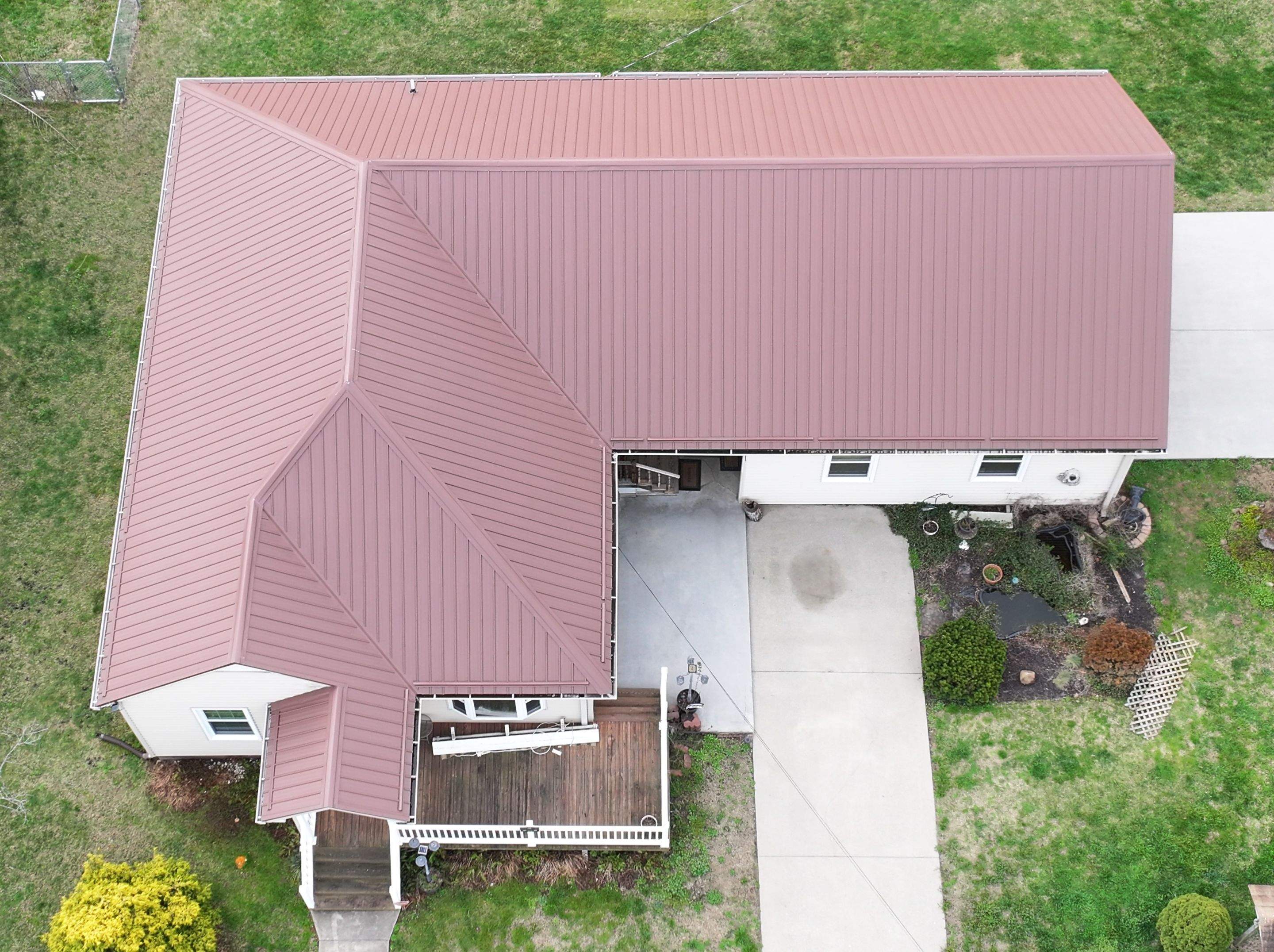 Carr Residence by Omnia Roofing