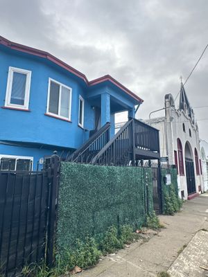 Athens Avenue, Oakland