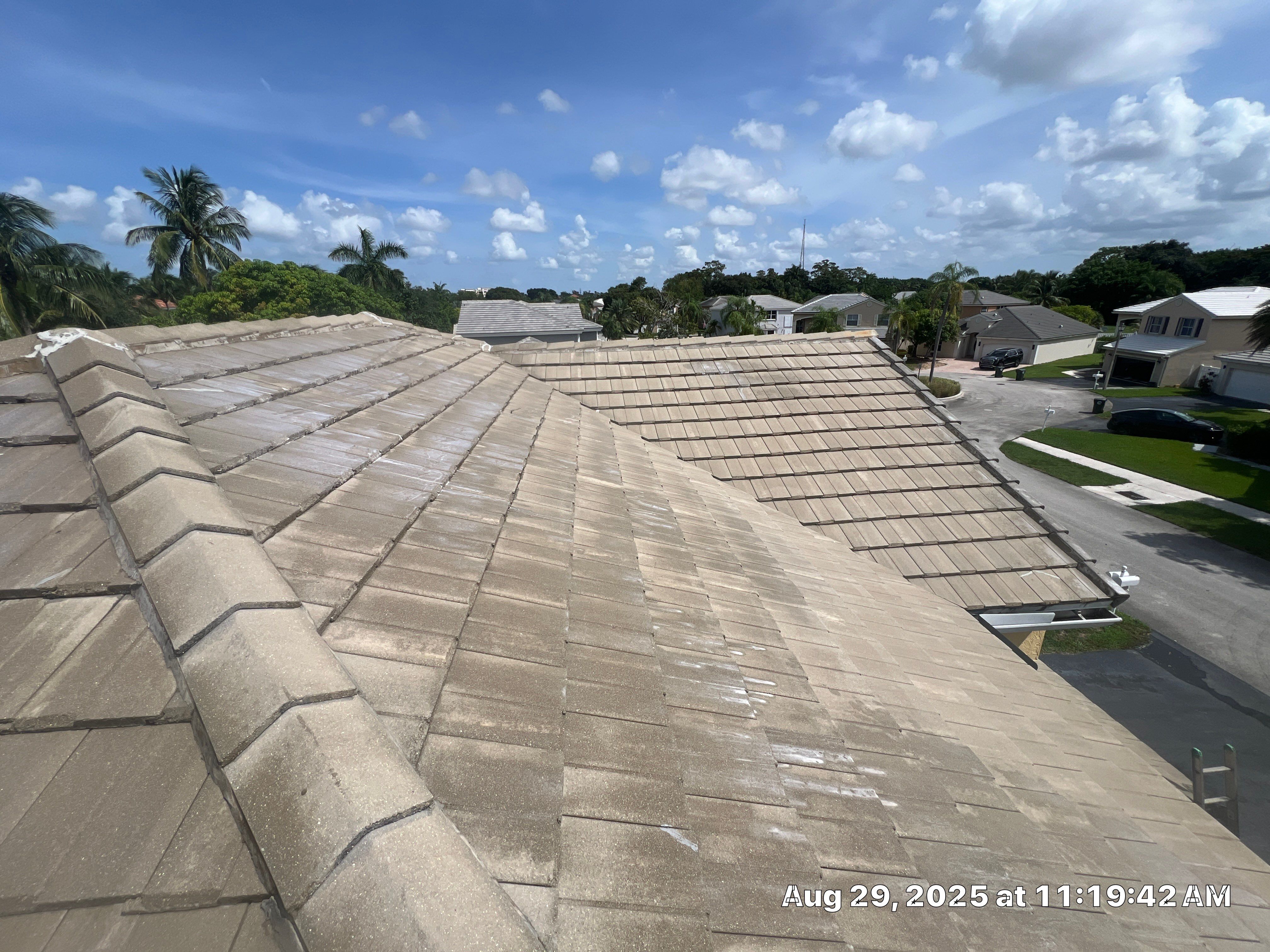 Roof Cleaning Coconut Creek by BKB Pressure Cleaning LLC