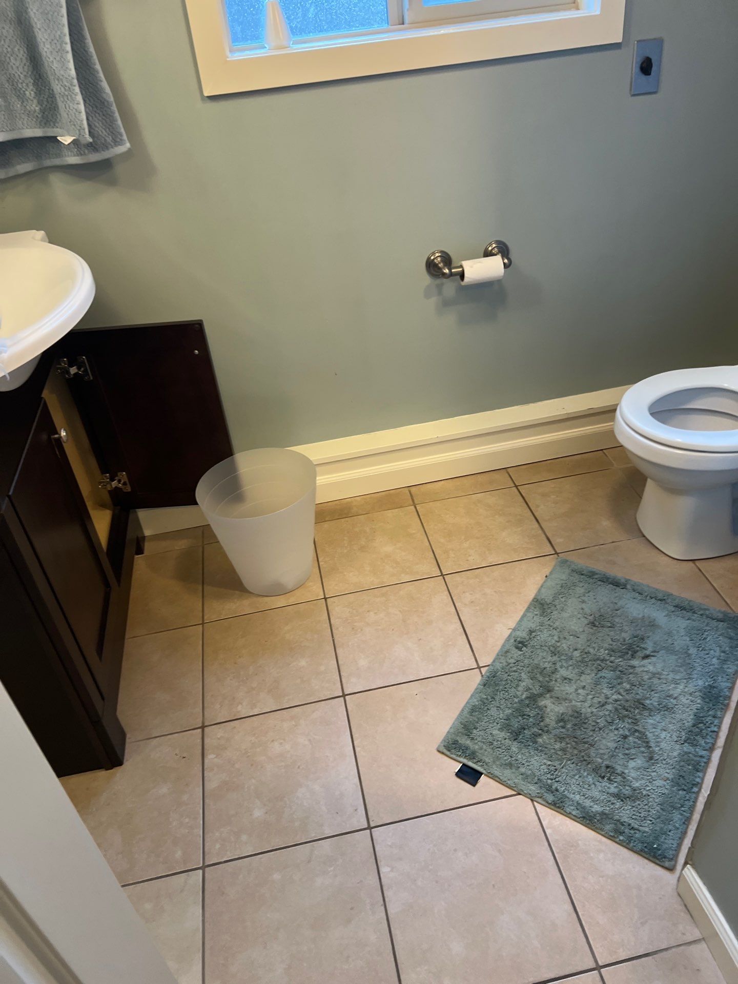 House cleaning in Lake Oswego by Cloud 9 Professional Cleaning Services